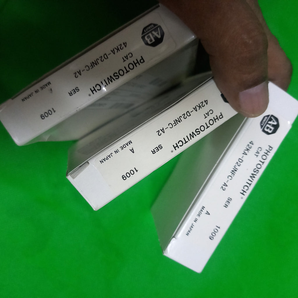 Box outside sticker and detail visible on boxes of 42KAD2JNFCA2, Ultra Mini Photo Sensor