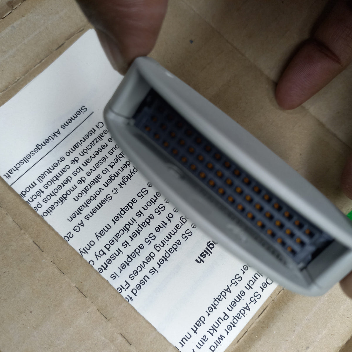 Connector side 6ES7798-0CA00-0XA0
(EAN: 4019169050289 / UPC: 662643192070) 