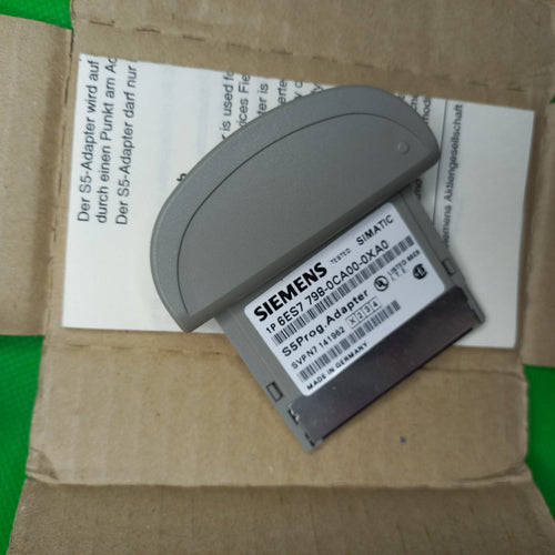 6ES7798-0CA00-0XA0
(EAN: 4019169050289 / UPC: 662643192070)
PG-ADAPTER for S5 EPROM programming