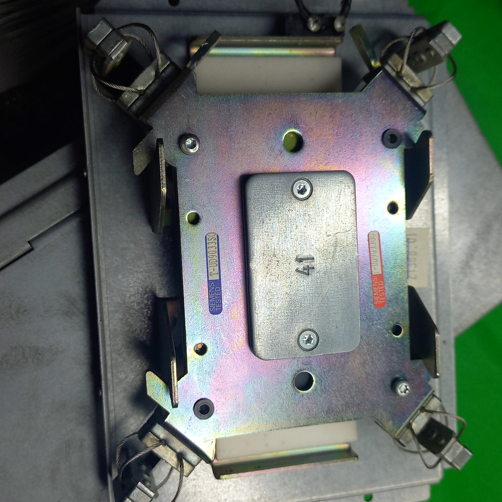 Bottom view carrier assemblyy 6FC5247-0AF08-2AA0 A5E00345264 Version A ; 40 GB Harddisk |&nbsp;6FC52470AF082AA0