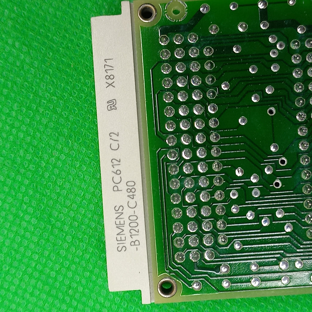 6FX 1815-4CX45-6A
Siemens PC612 C/2 -B1200-C480
570 260 7014.00 A
