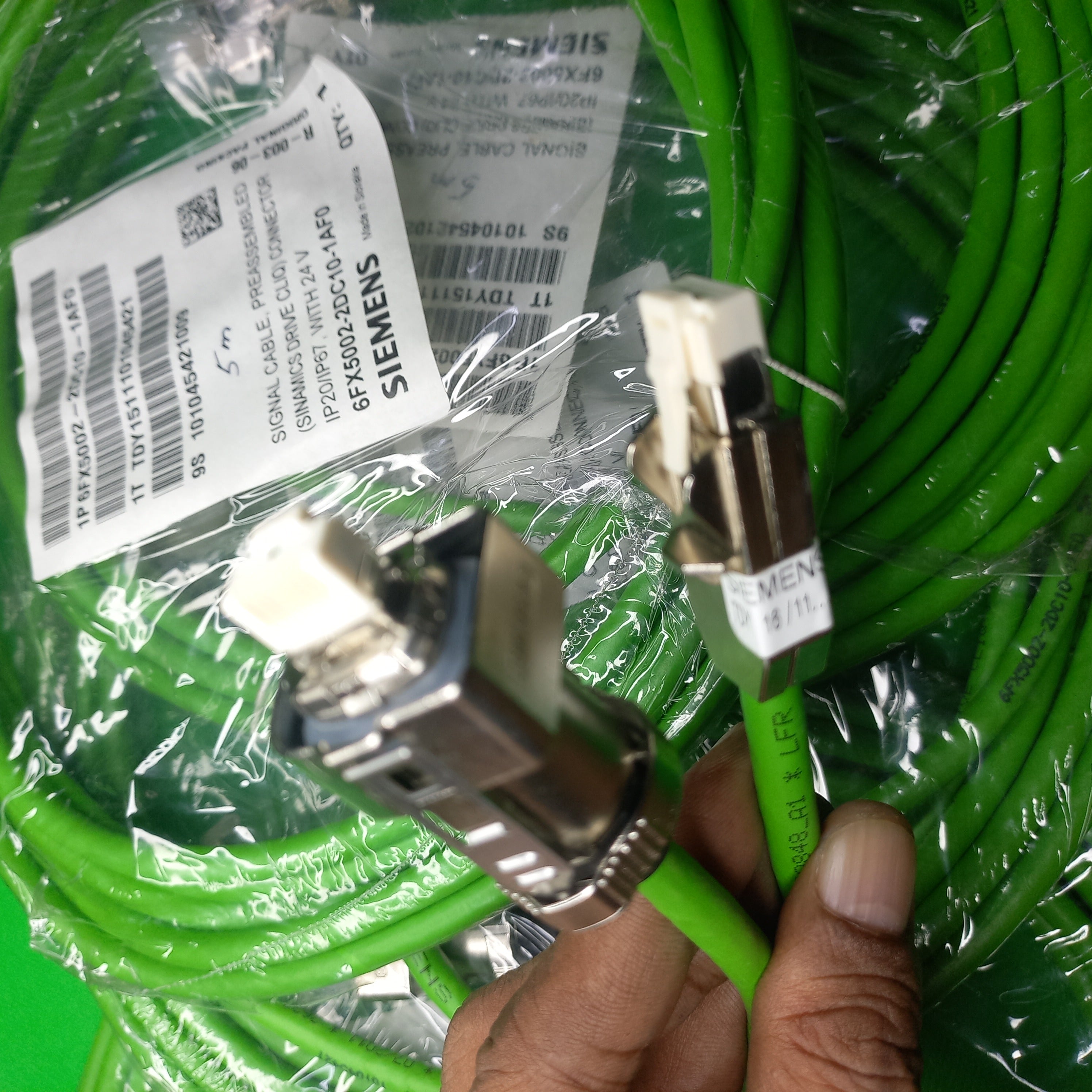 6FX5002-2DC10-1AF0 , motor converter side connectors  original cable 5 meter Slovakia made 