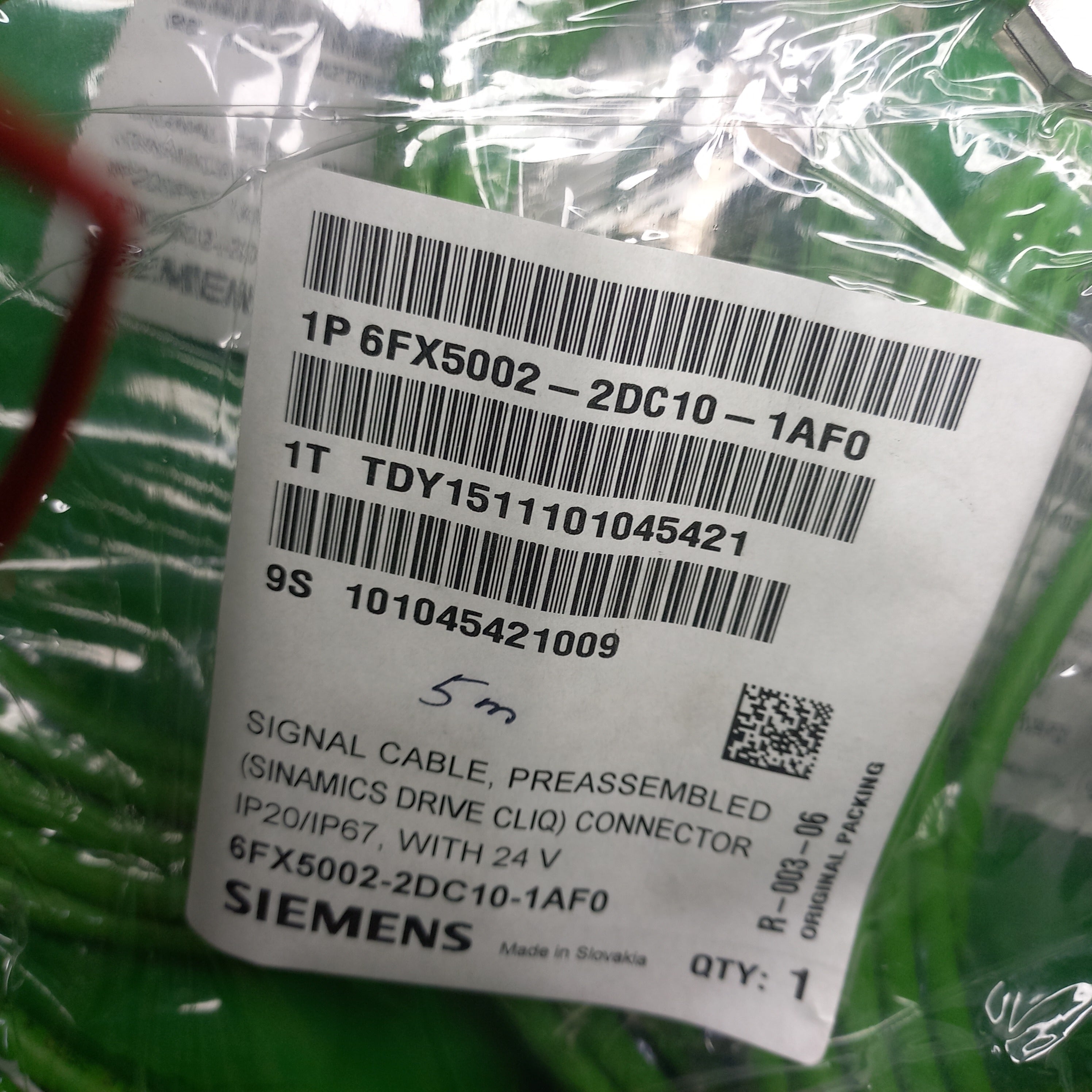 Specification sticker of 6FX5002-2DC10-1AF0 Drive Cliq Sinamics S120 motion connect 500 signal encoder Cable Rj45 connector