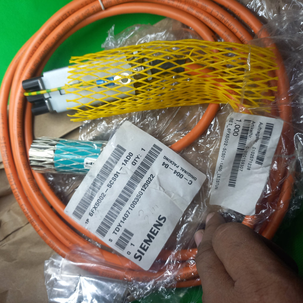 6FX50025CS01 cable Power cable pre-assembled type: 6FX5002-5CS01 (1FT/1FK/1PH for SINAMICS) 