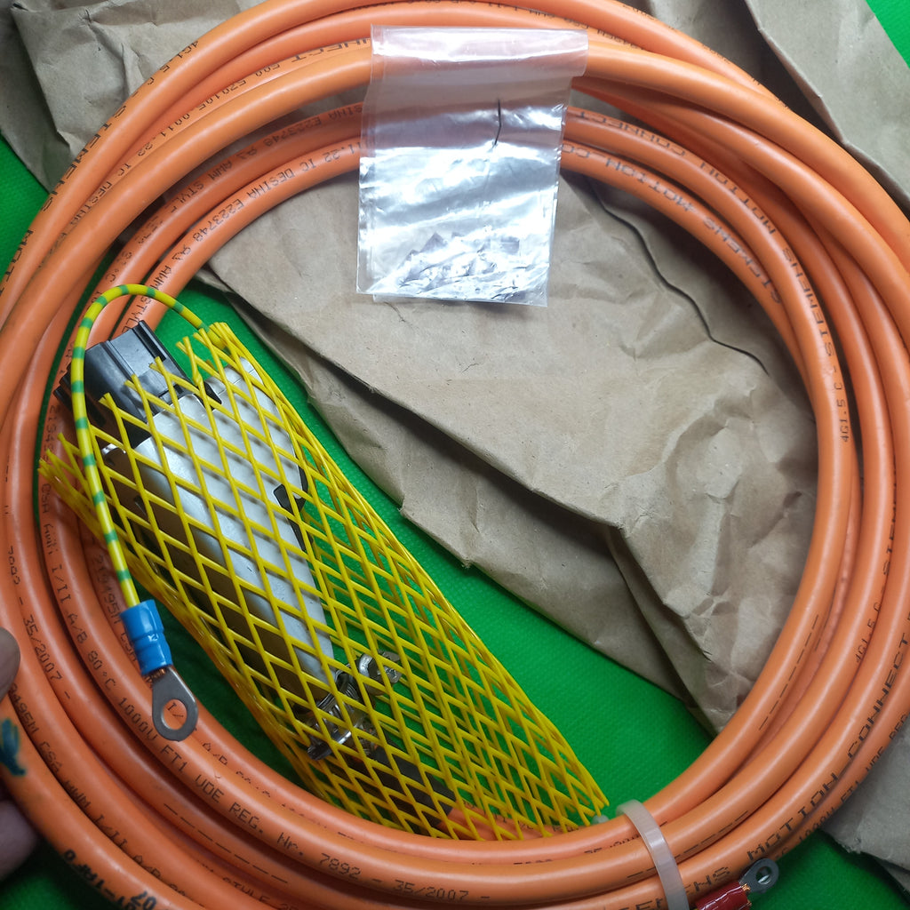 Cable with conncector 6FX5002-5CS01-1AF0 and open end wires for motor