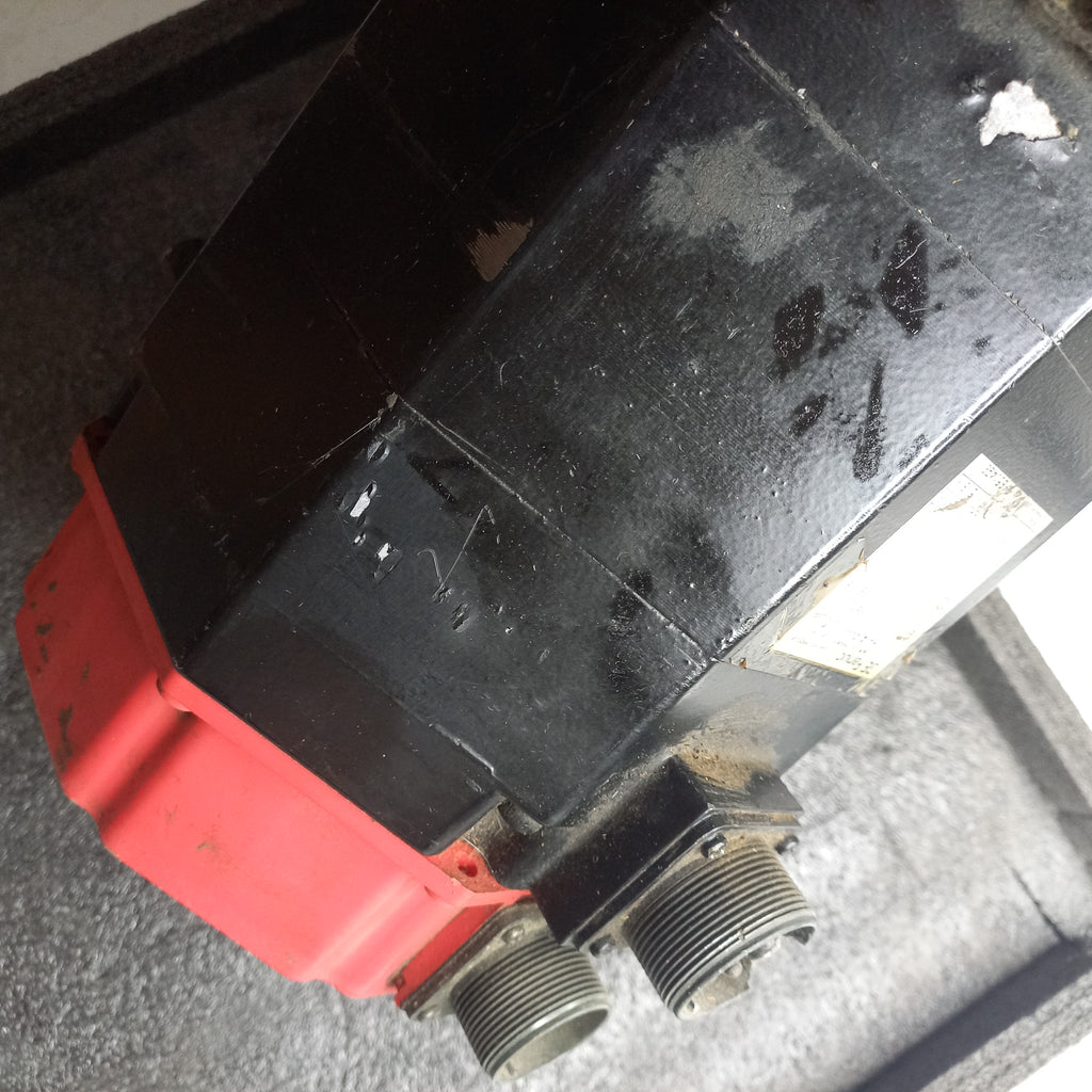 Side body photo of GE Fanuc AC Servo Motor 
Alpha C12/2000
Motor Spec. A06B-0141-B075#7000
