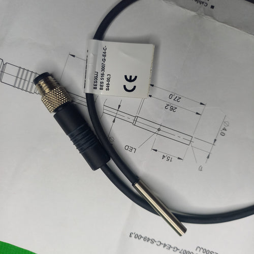 connector shown with sensor and cable Balluff BES00JJ, D4.0, flush, Sn=1.5mm, PNP, NO