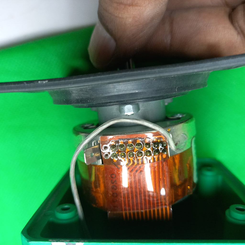 Soldered ribbon cable onto the sensor  CNS 50-AZA0-S07 | CNS50AZA0S07 