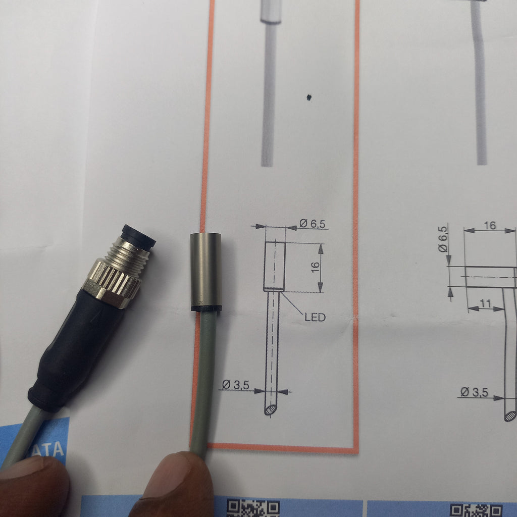 cable version with special M8 connector DW-AD-603-065 , DW-AV-603-065-584