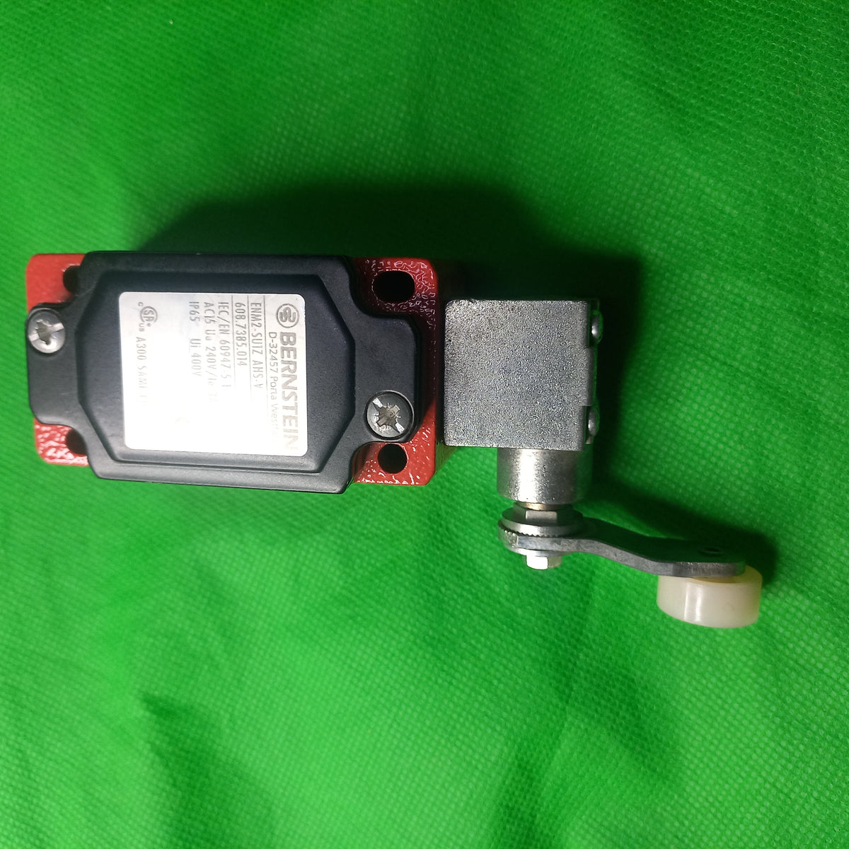 ENM2SU1ZAHSV  6087385014
Limit switch; NO + NC; 10A 