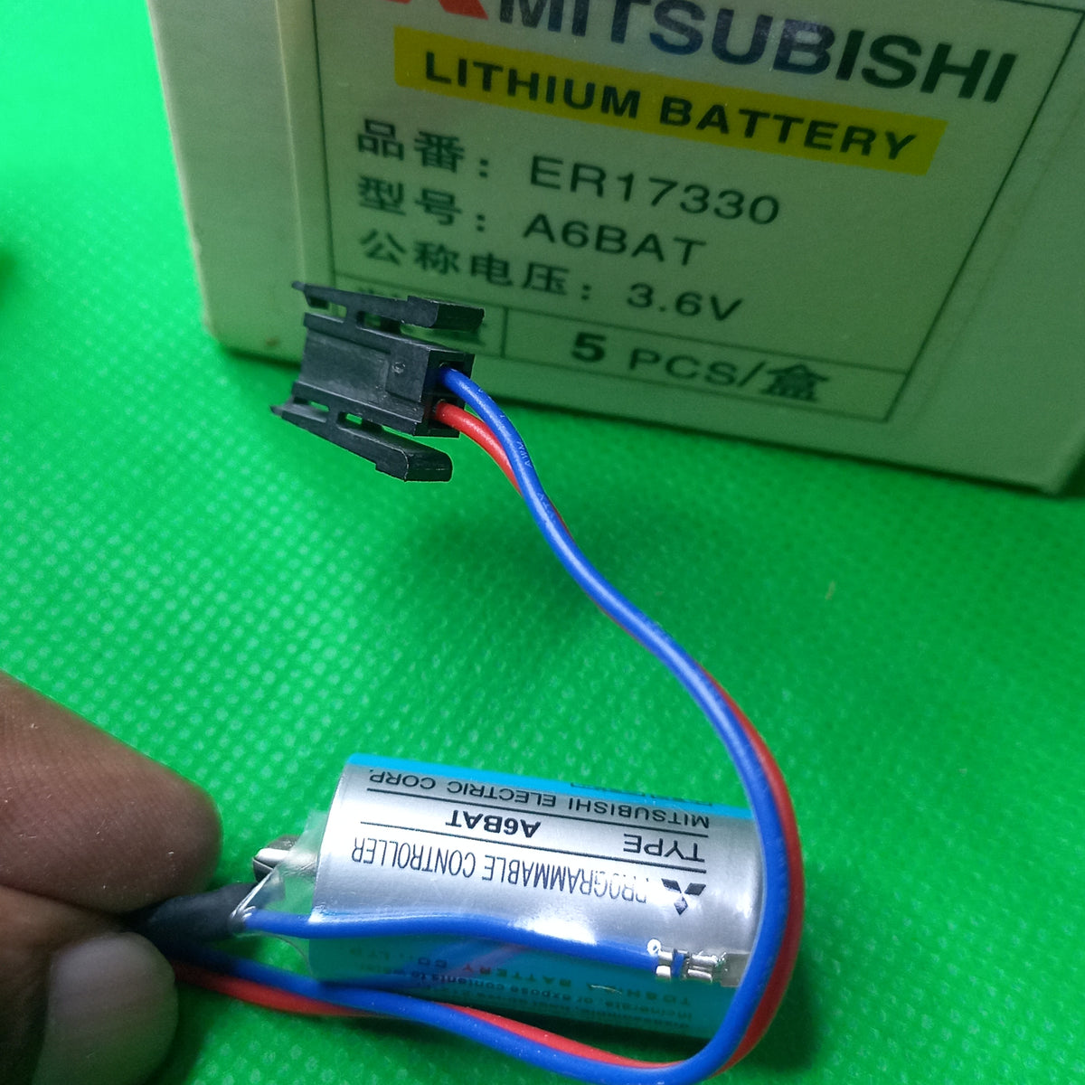 A6BAT with connector Equivalent to A6BAT / ER17330V / MRBAT / MR-BAT