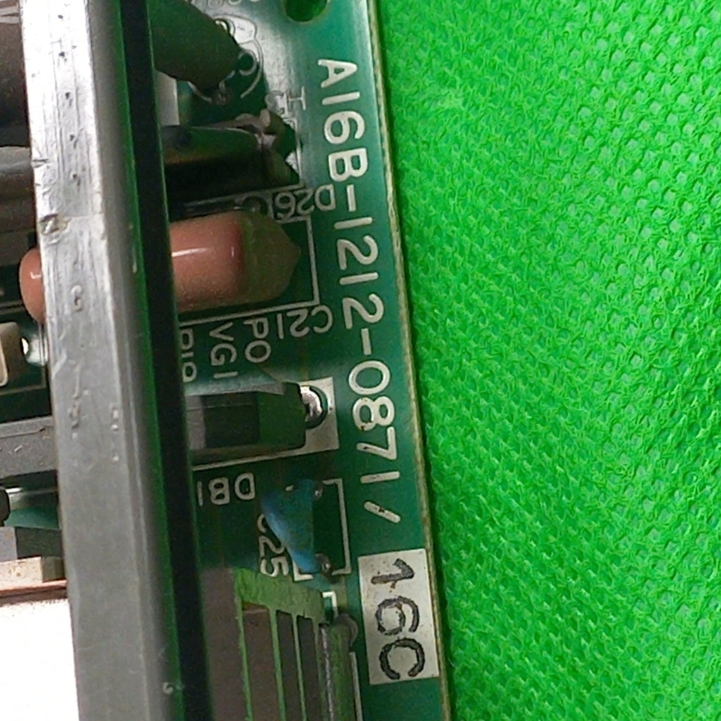 Manufacturer: FANUC
• Part Type: Power Supply Board / Power Supply Unit with Built-in Input Unit
• Input Rating: 200–240V AC (~50/60Hz, 5A or 8A)
• Output Rating: 200–240V AC (2.5A Max) and DC voltage required by the internal controller
