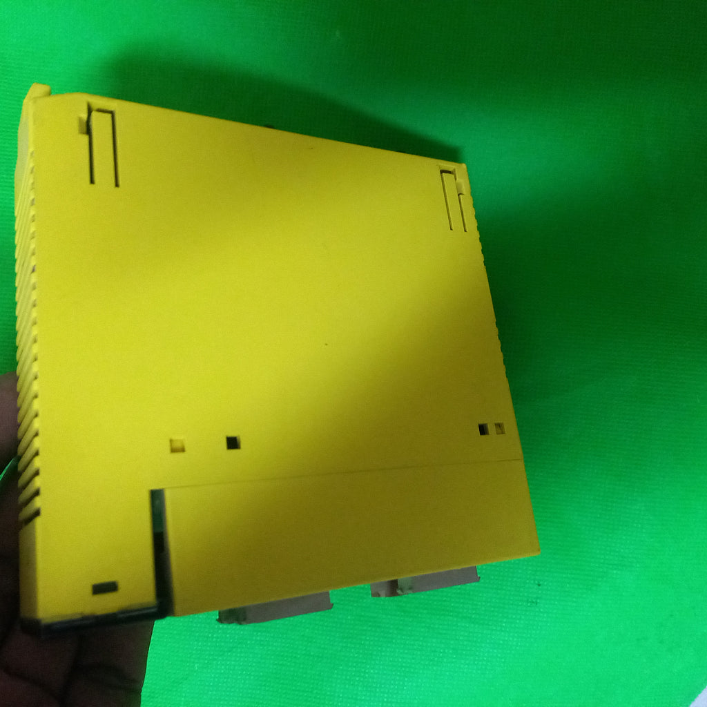 right side view with no sticker of FANUC I/O A1F01A, Fanuc AIF01A,  A03B-0819-C011 | A03B0819C011