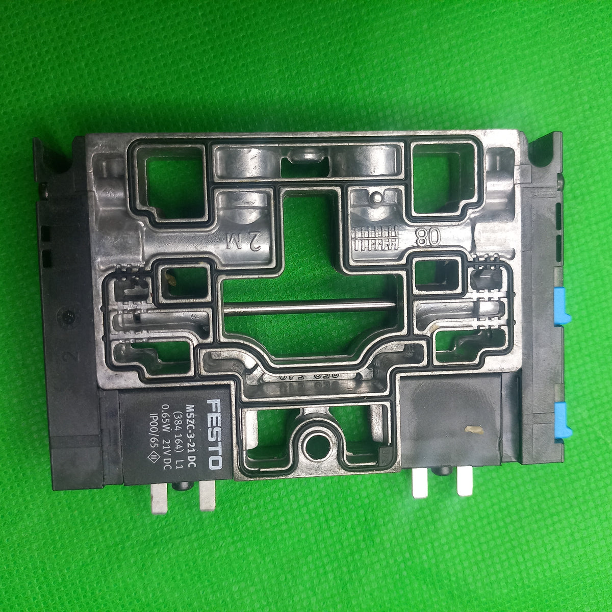 Solenoid valve
CPV14-M1H-2OLS-2GLS-1/8
Part number: 187846
