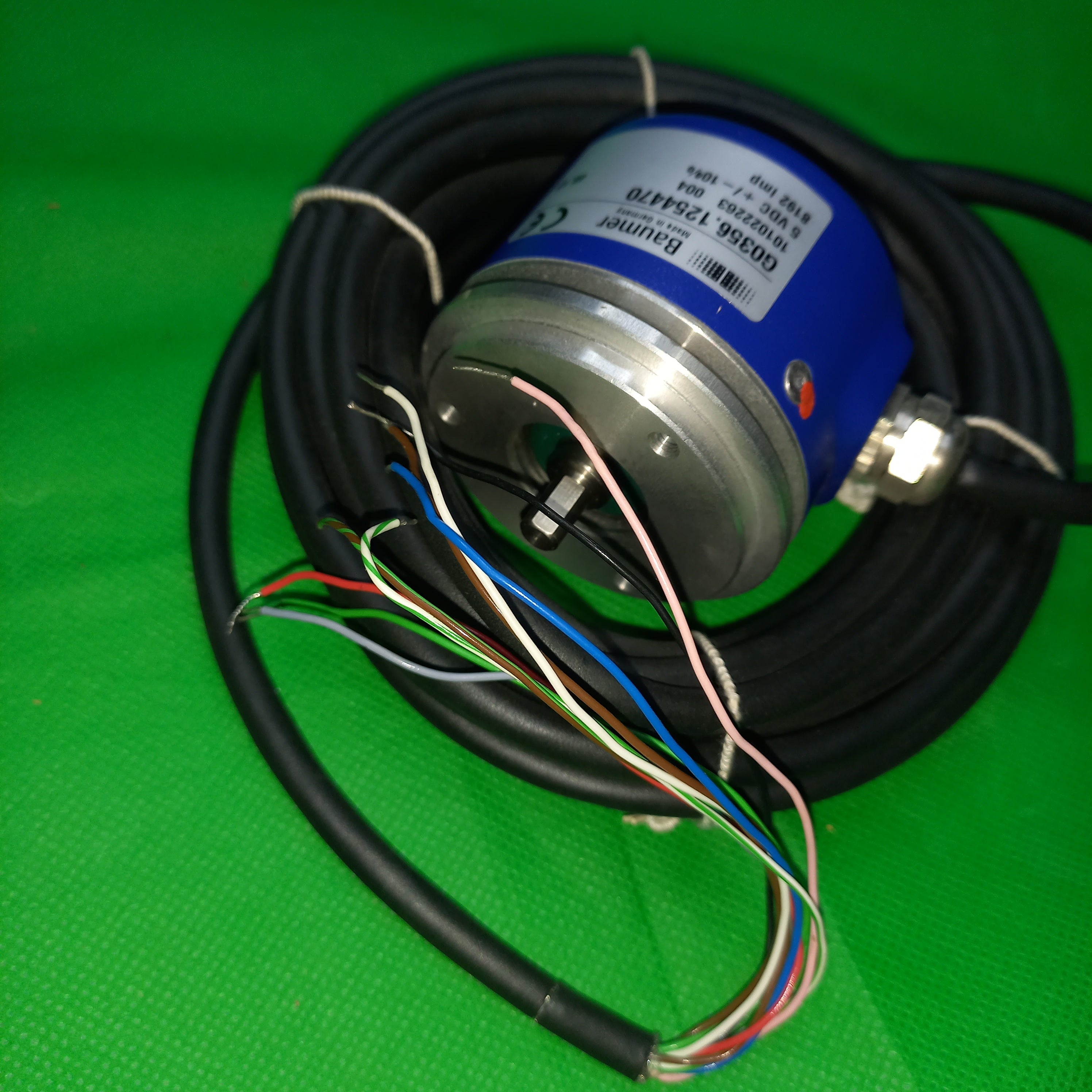 G0356 | G0356.1254470 | 8192 Imp | 5VDC/ linedriver RS422, TTL, Synchro 6mm Shaft, Cable