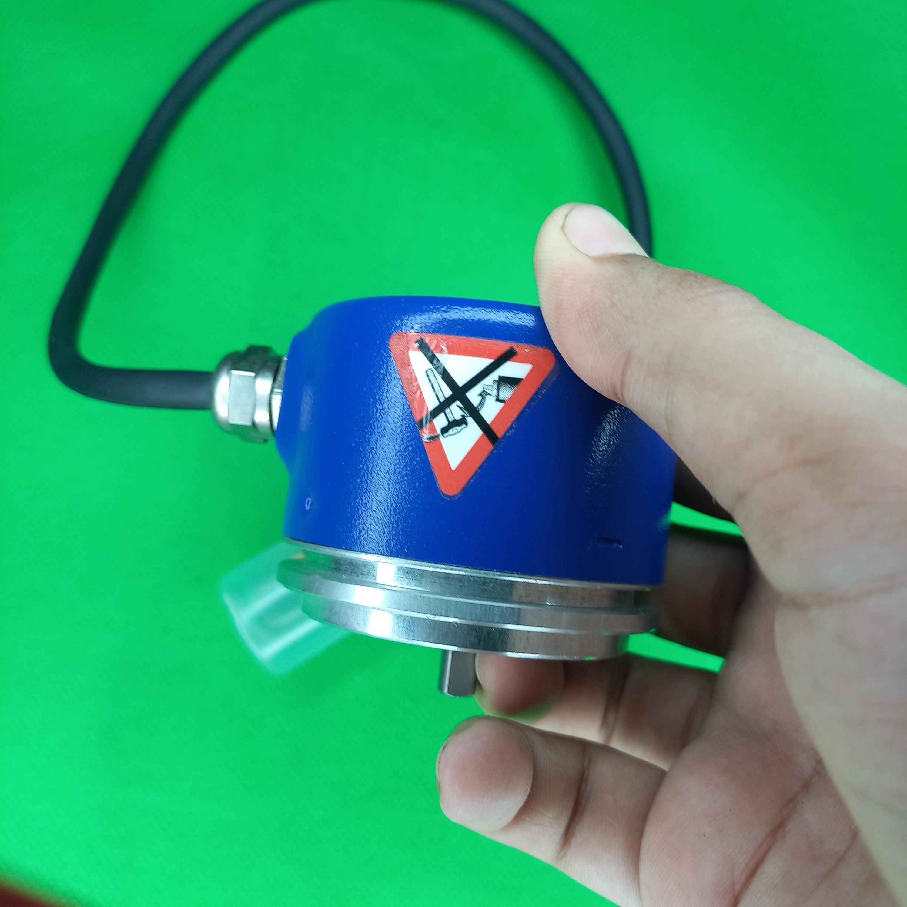 IVO BAUMER GI 356 Encoder | Ready Stock | 1024 Imp | 10-30VDC| 6mm Shaft | HTL