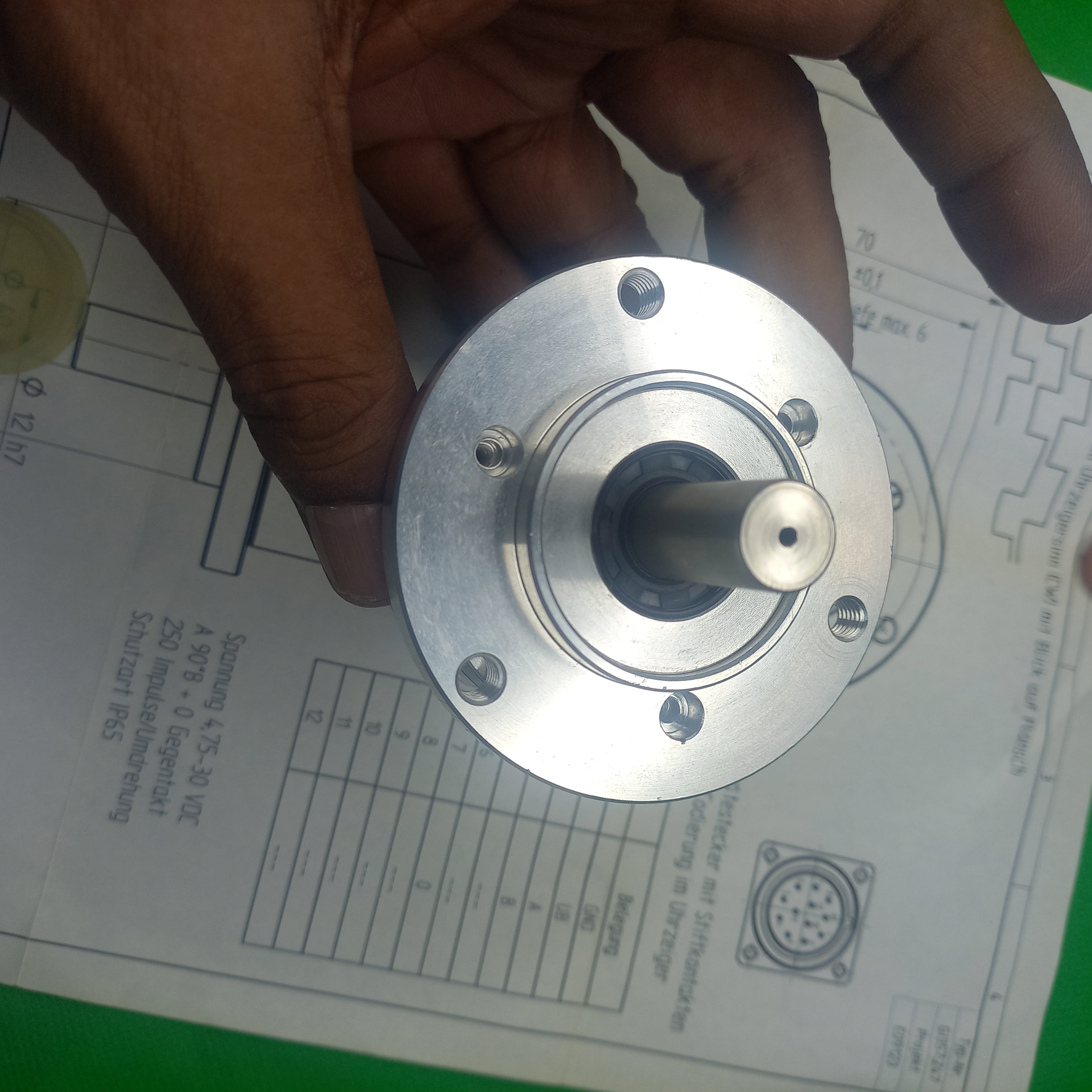 Baumer GI357 | SIL2 (Safety Integrity Level 2) 250imp, 12mm, HTL
