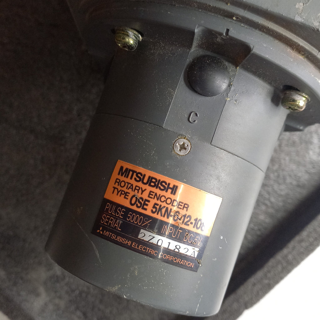 HA 80C-S permanent Magnet AC Servo Motor , MFG DWG Z637260, Mitsubishi Electric Corporation Japan
fitted with 

Mitsubishi ENCODER TYPE OSE 5KN-6-12-108 ;PULSE 5000C/T INPUT DC 5V; Mazak CNC