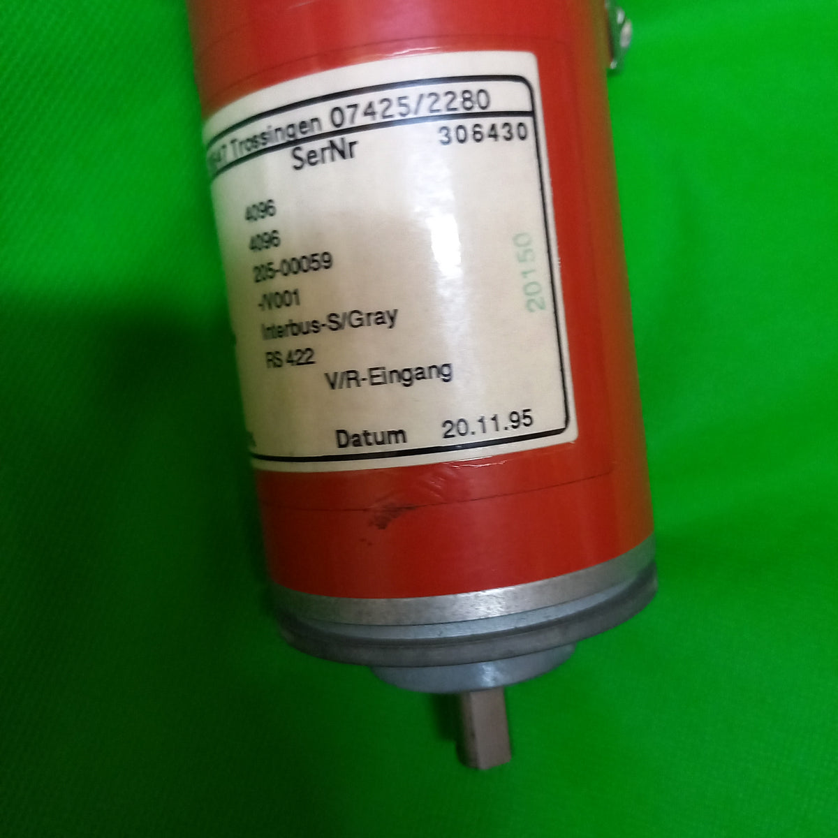 Specification sticker view of TR electronics absolute encoder HE-65-M Encoder Interbus - SGray
4096x4096  Art. Number; 205-0059
Version-V001 , Output stage RS422, Options VR-Engang , Voltage 11-27+-10degrees