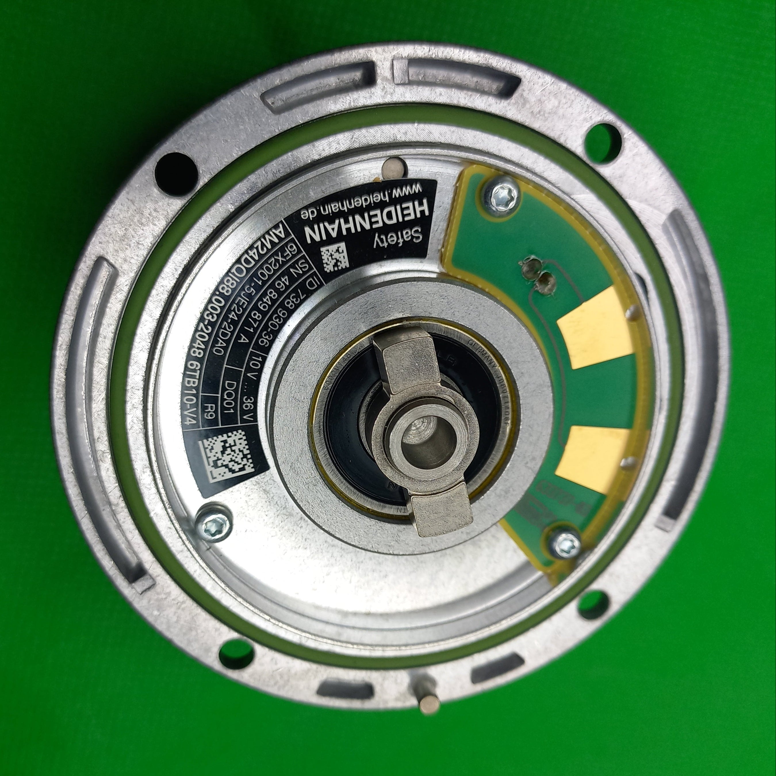 AM24DQ188.003-2048 6TB10-V4
10 V... 36 V