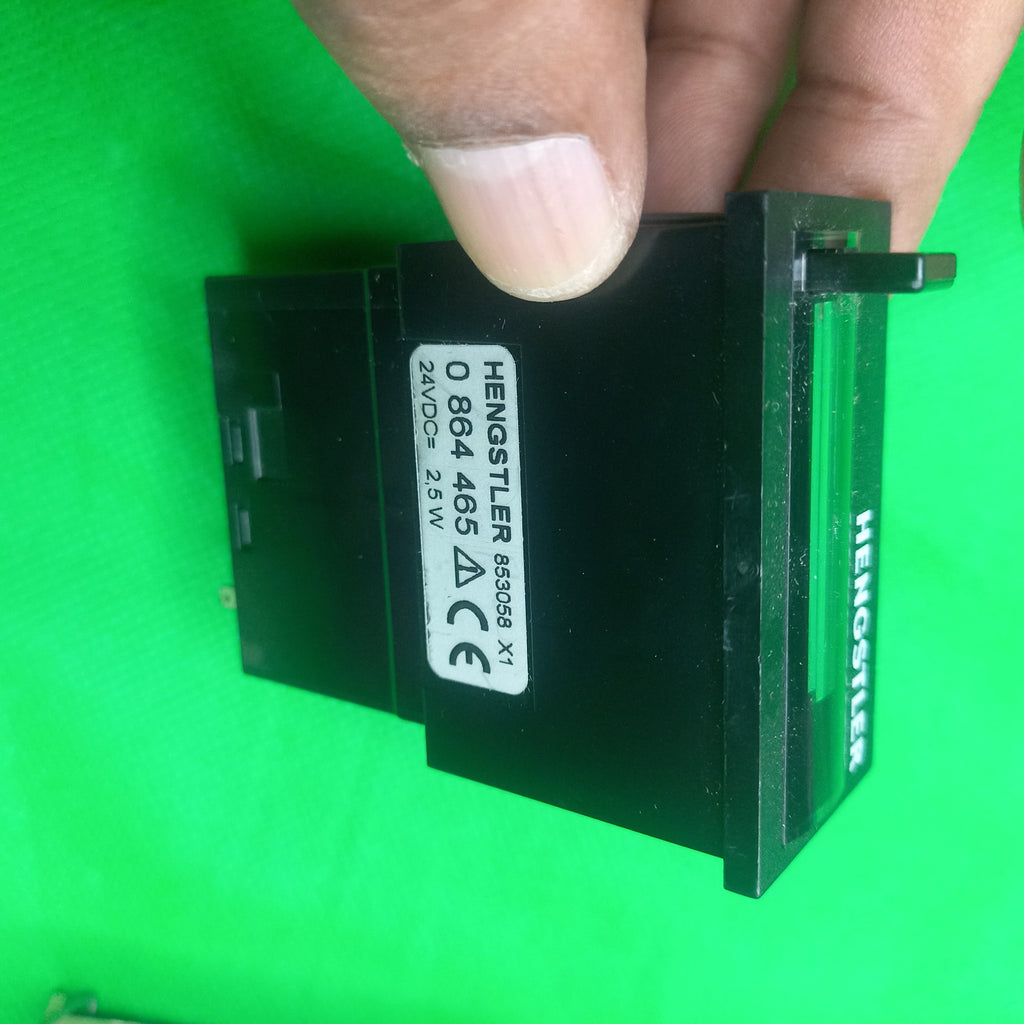 Hengstler - Totalizing Counters 0864-465  totalizing counter  0 864 465 24VDc=2,5W