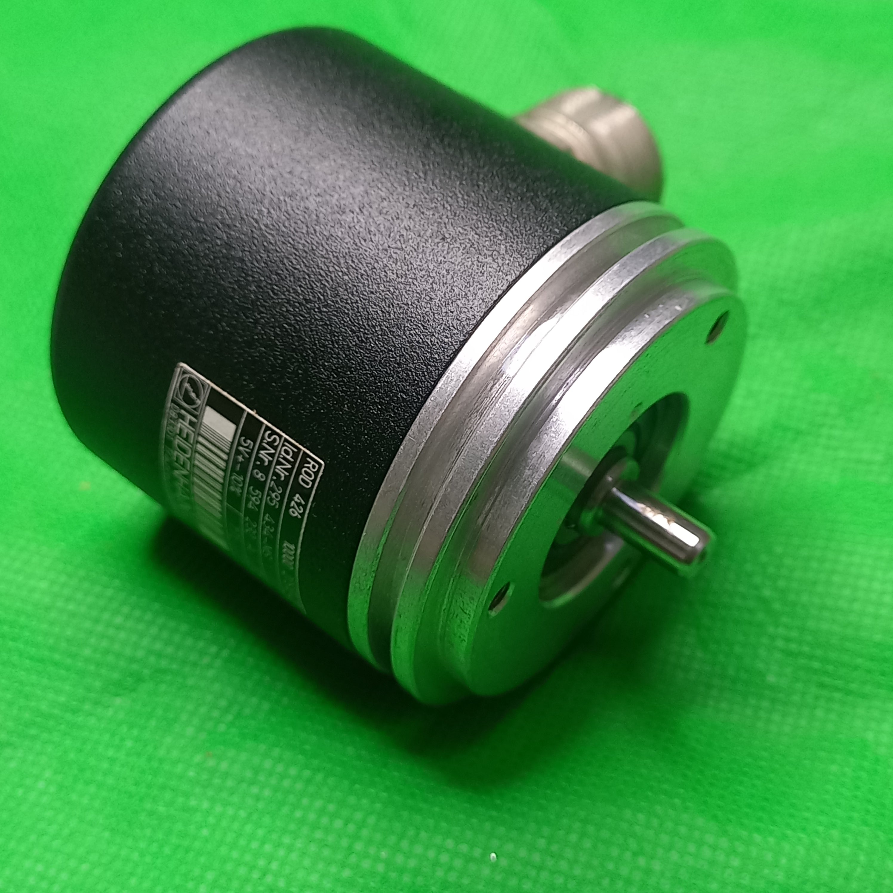 Heidenhain ROD426 10000 27S12-03 ID.Nr. 295 434-MS M23 , 6mm Synchro Flange, 5v+-10% TTL