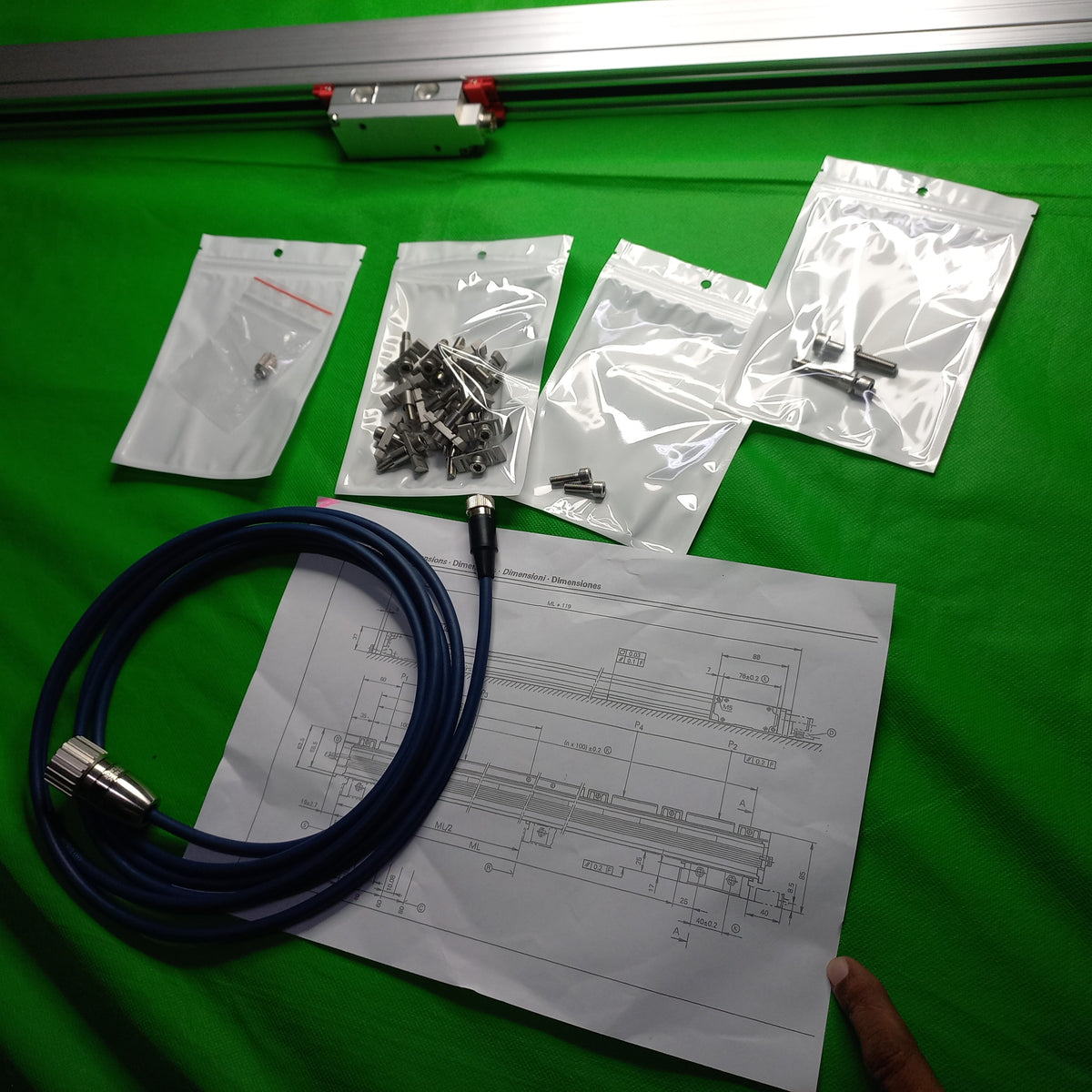 Reader head failed? availalbe Replacement equivalents for your LS 106, LS 106 C,LS 176 and LS176 C,LS186 and  LS186C with Factory new Linear scales. why buy used stuff from Ebay. get Brand new equivalents. with Warranty.