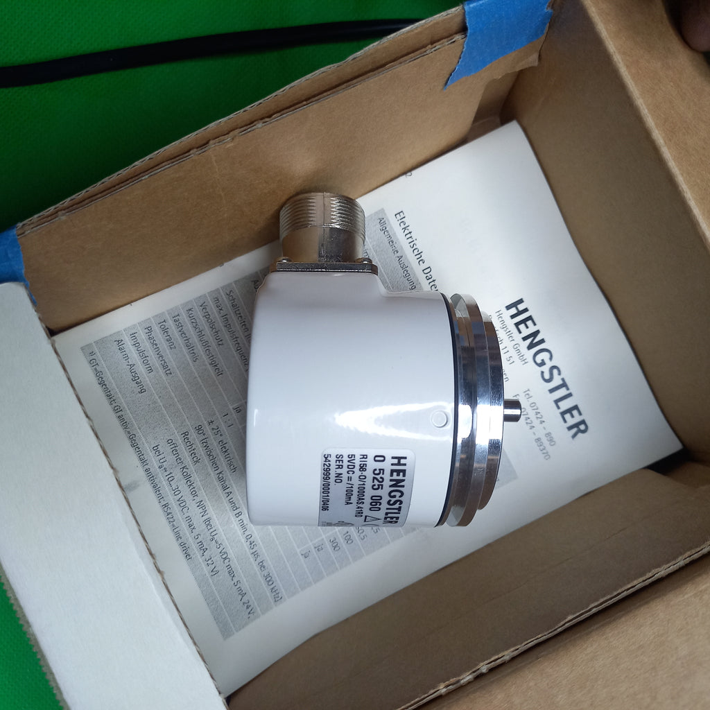Hengstler RI58-O Encoder RI58-O/ 1000AS.41RD; 6mm shaft, Output: TTL 5V, RS422 + Alarm