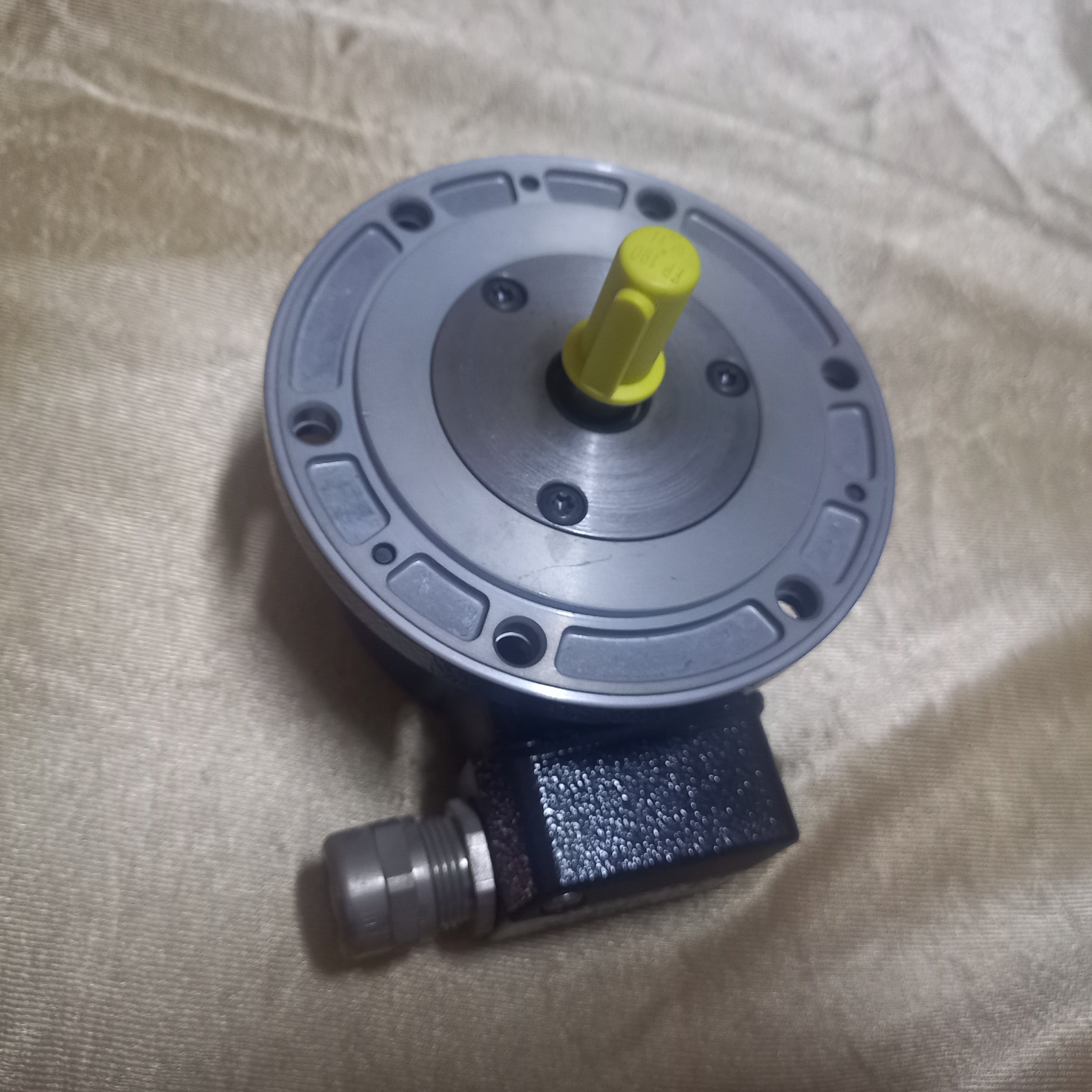 Hubner OG 9 DN 1024 TTL | OG9DN1024TTL | 5 VDC / output TTL/RS422