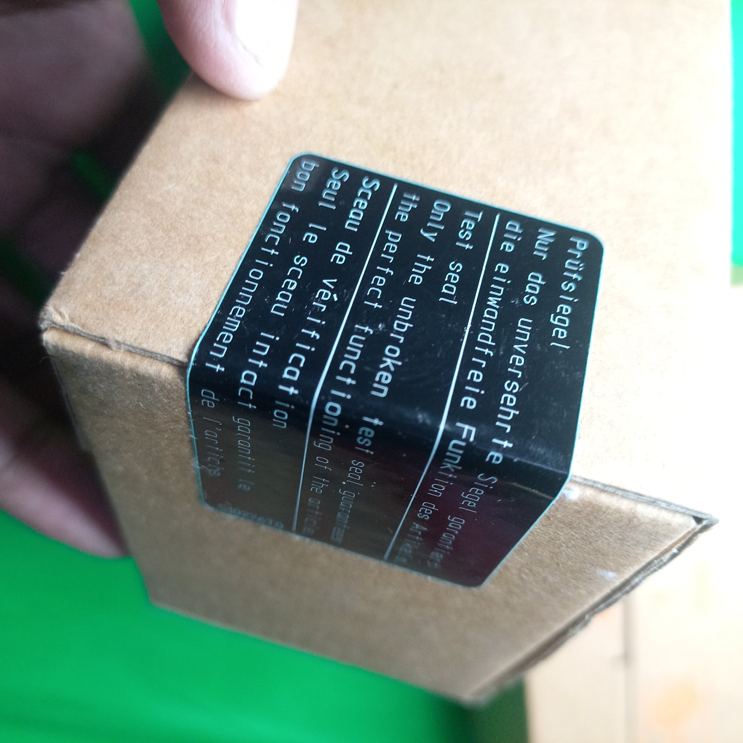 Sealed packet of Fail-safe inductive sensor GM505S, GIMC-4035-US 
For ensuring machine safety
