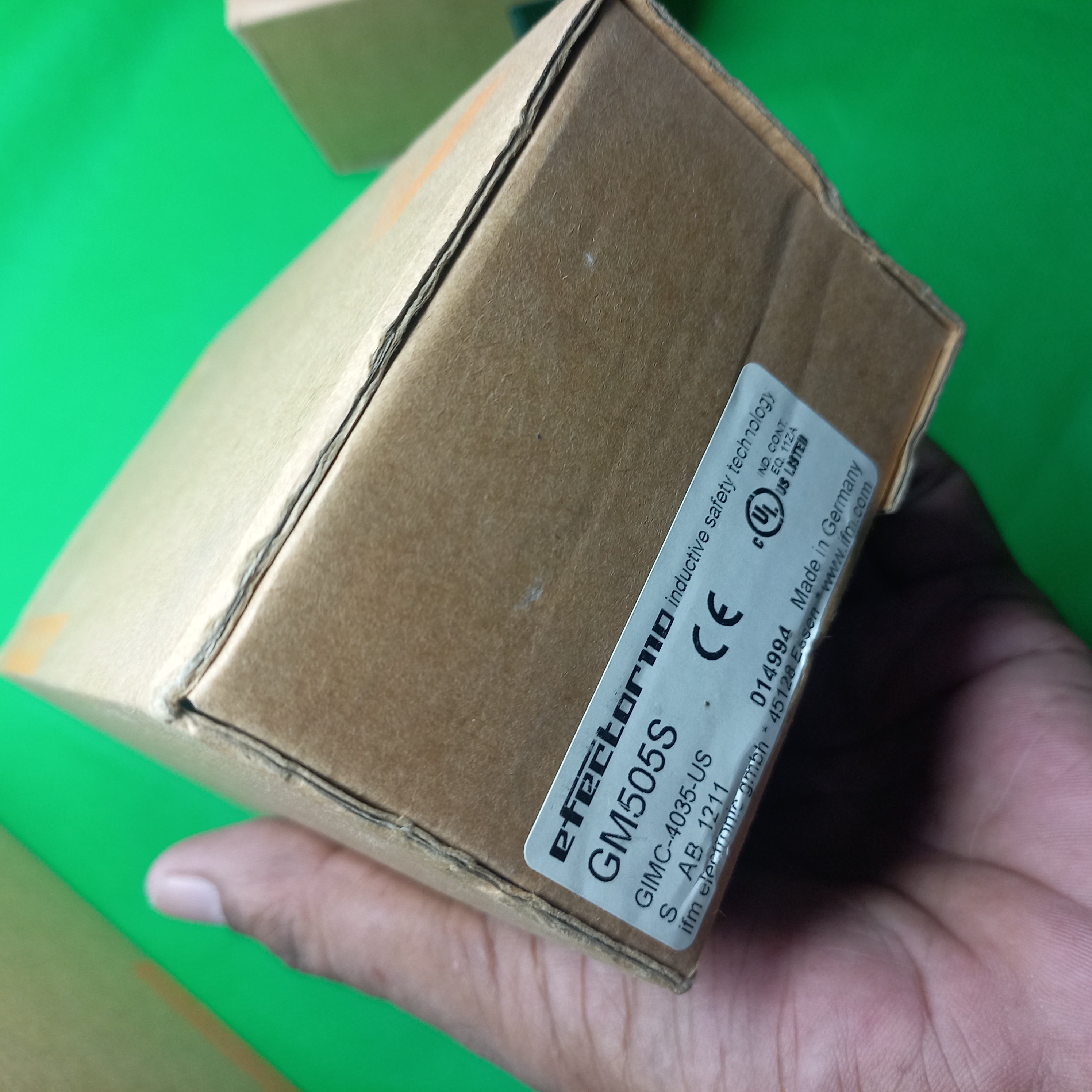 Factory Sealed box Fail-safe inductive sensor GM505S, GIMC-4035-US 
For ensuring machine safety