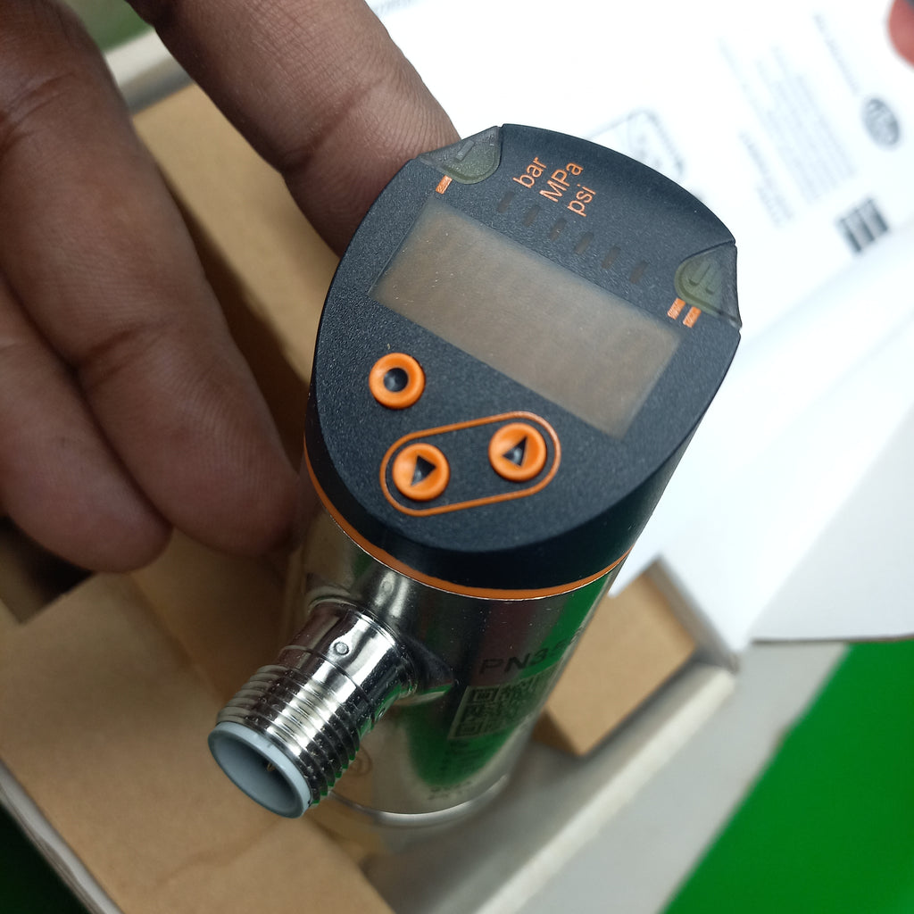 Pressure sensor connectors on 
PN 3560
PN600SEG14MFRKG/US/ /V
