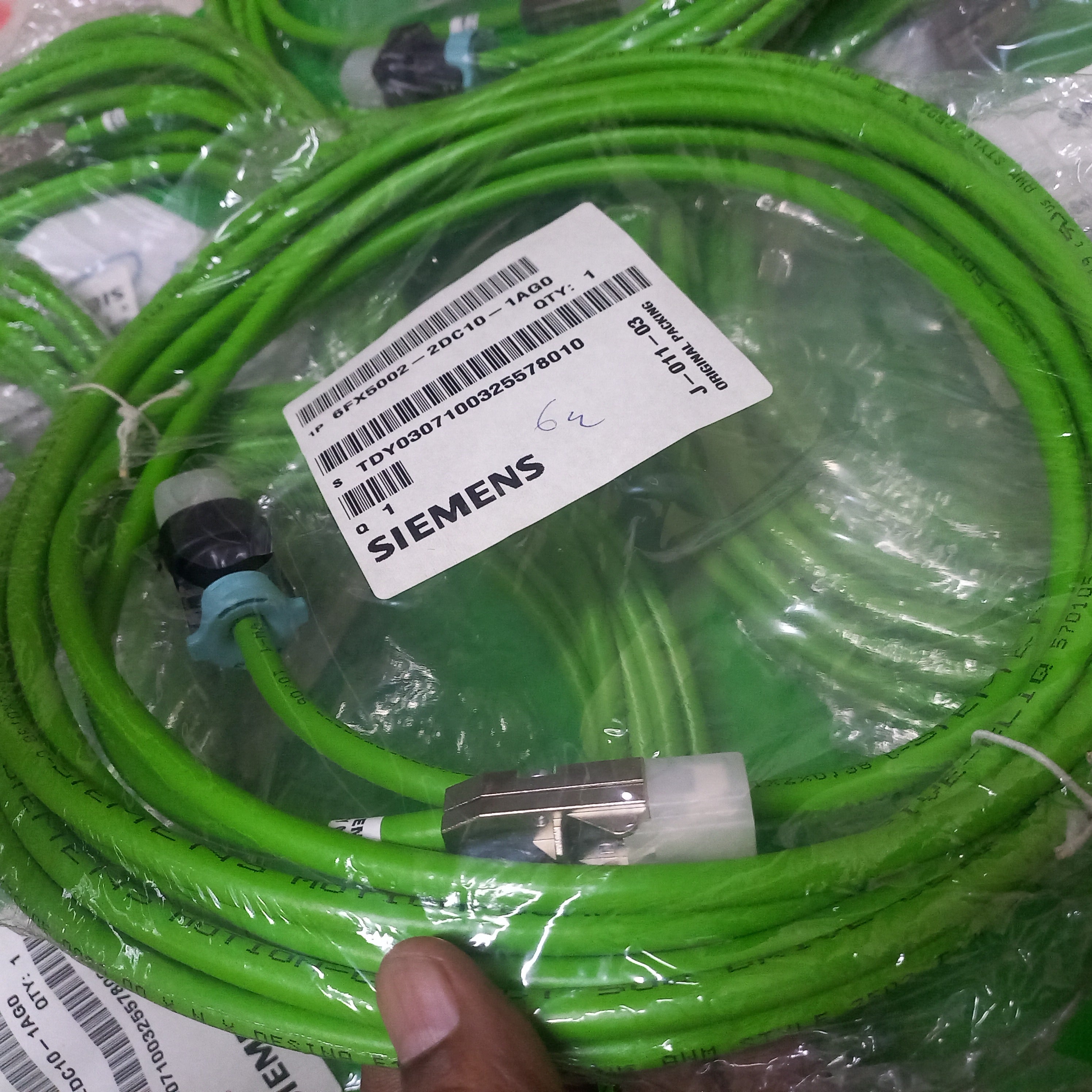 6FX5002 2DC10 1AG0 Siemens Signal 6meter Packed in wrapped