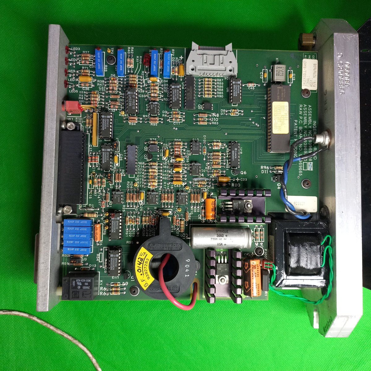 TOP view cover open photo of 
Ingresoll-Rand D.C. Motor System 93972693

Ingresoll-Rand  Automated Production systems
Ingresoll-Rand IR 12-27-97 D.C. Motor System 93972693