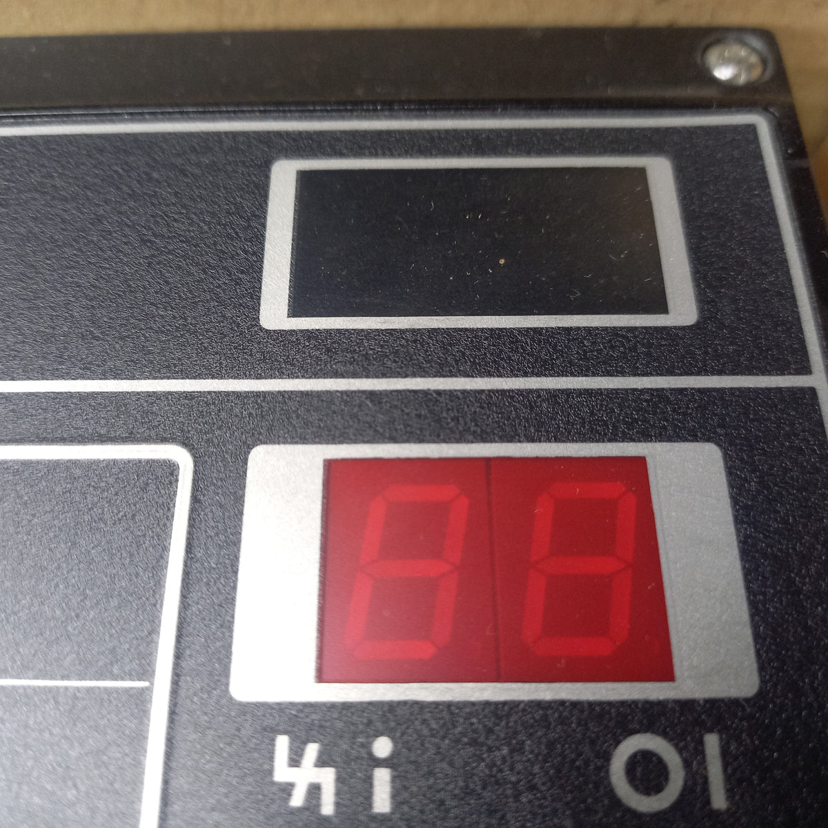 display front Kromschröder (NOW HONEYWELL) BCU460 10/2W1GBS4, 84631656
For burners in intermittent operation or in continuous operation
