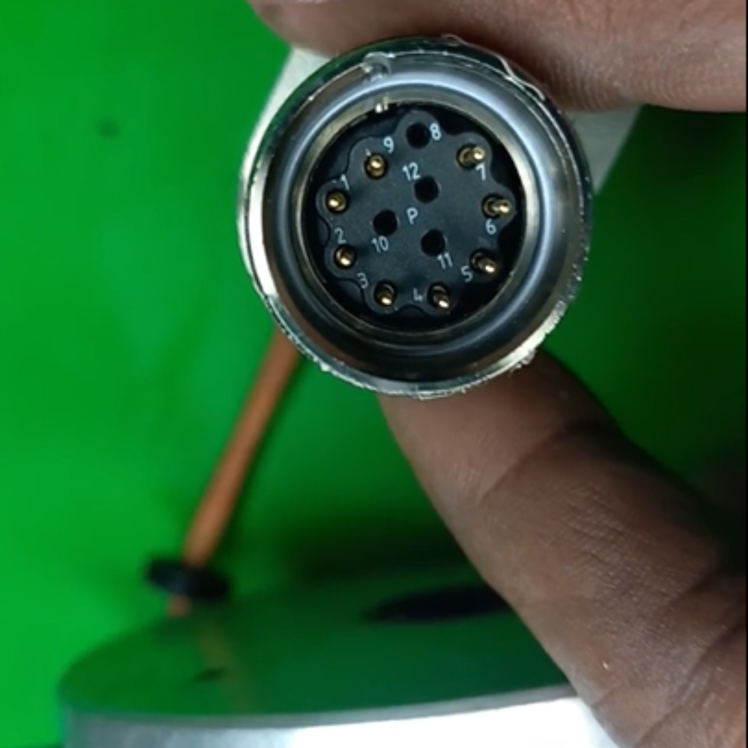 connection pin details LENZE AM512-8V-H, UB=8V  IDNR 453150 