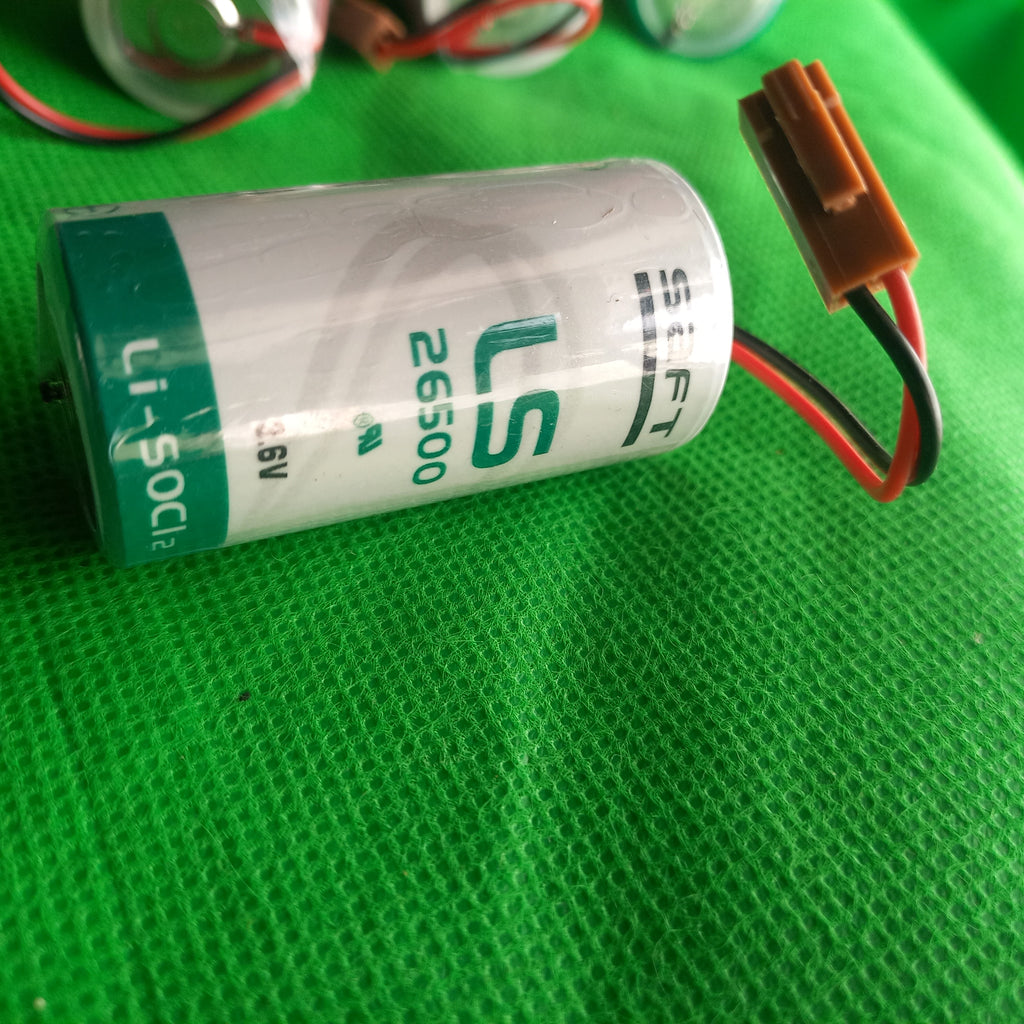 3.6Volt Size C Battery Part number LS26500 with wire connectore,  Lithium Thionyl Chloride 3.6 V Battery Non-Rechargeable (Primary)Voltage - Rated 3.6 V;  Brand : Saft; Capacity - 7.7Ah 
1.02" Dia x 1.98" H (25.9mm x 50.3mm)