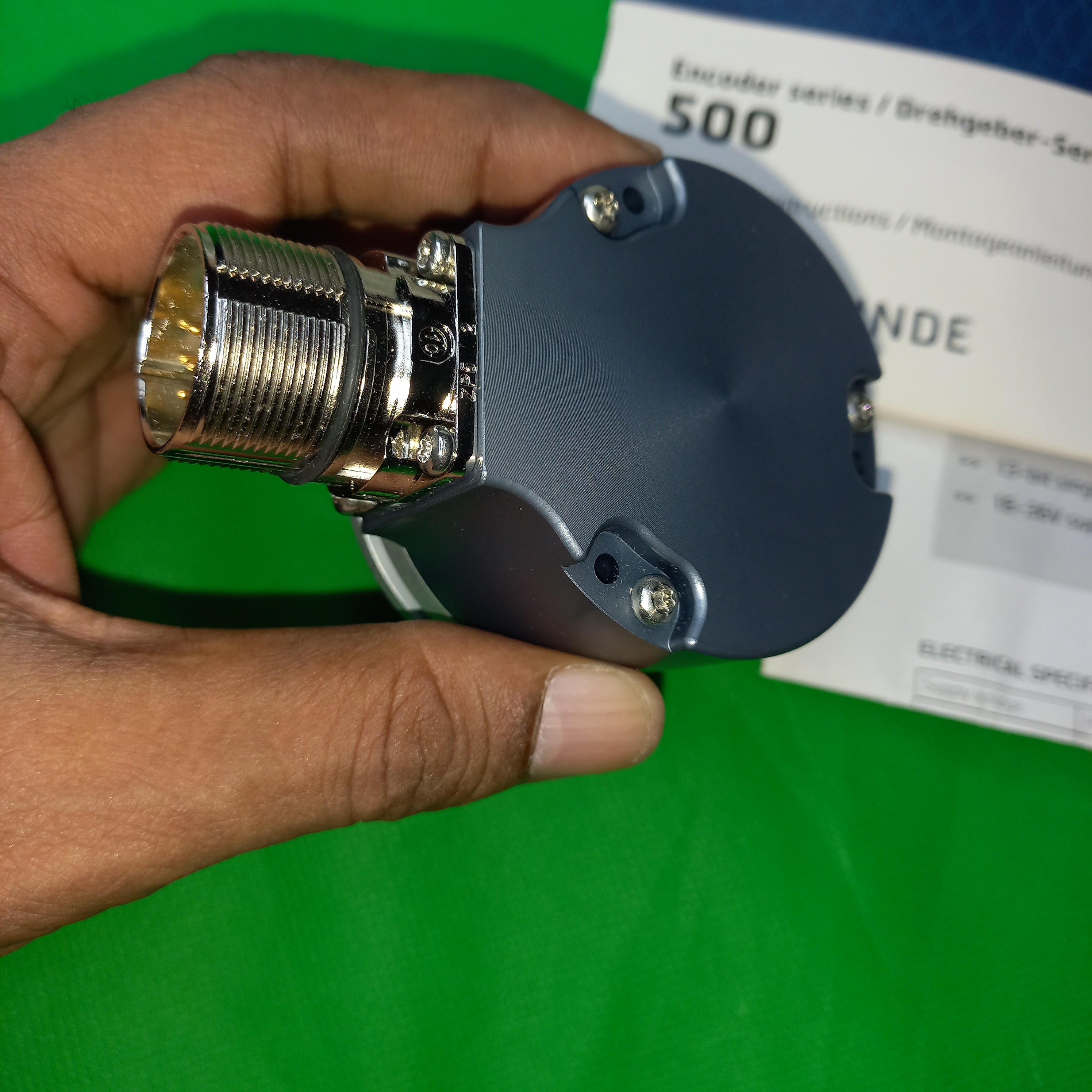 rear side view of encoder Leine Linde RSA 597 619 481-01