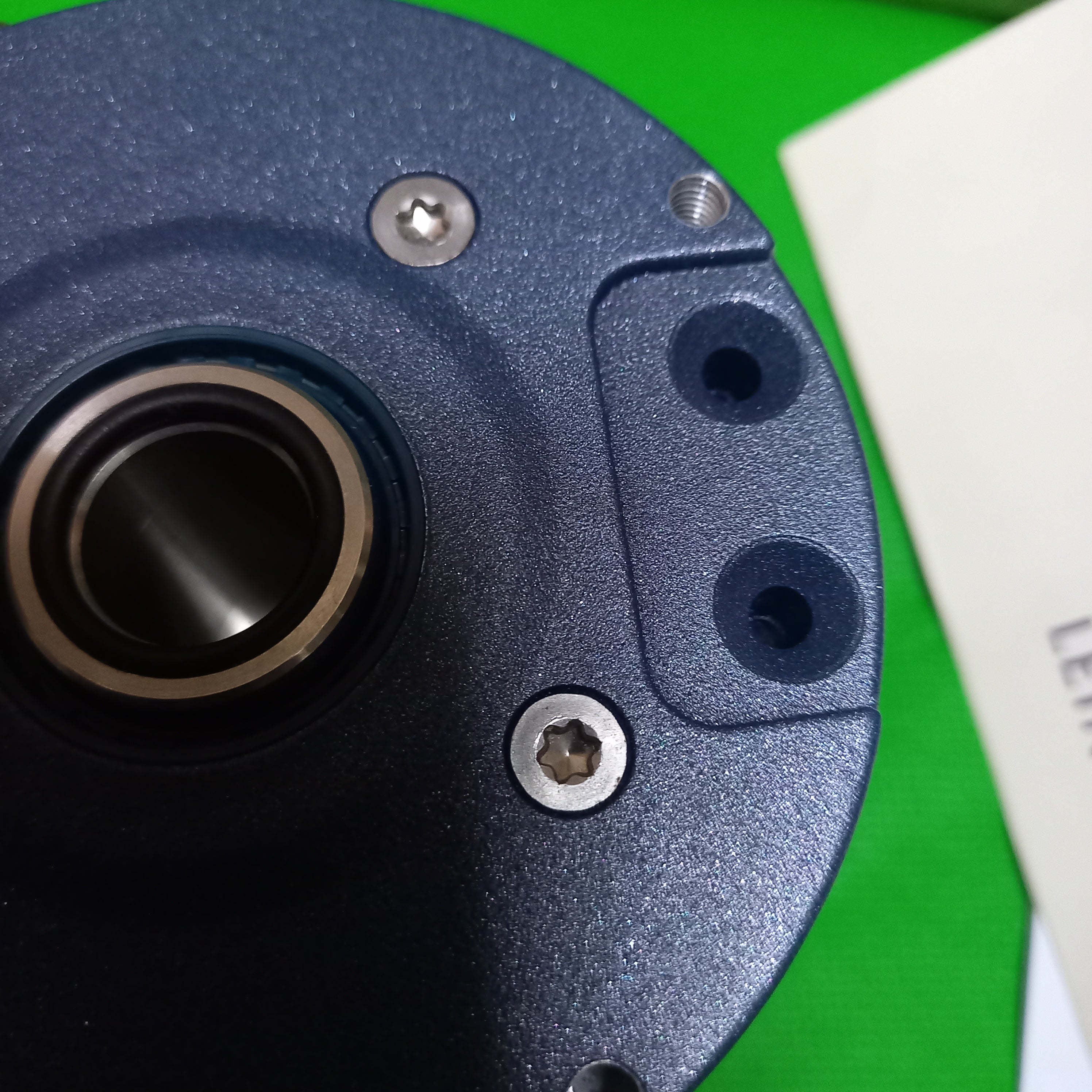 Leine Linde  Encoder| 862 Series | HCHTL interface| 3072 PPR | Hollow Dia 16mm | 8-30 VDC |