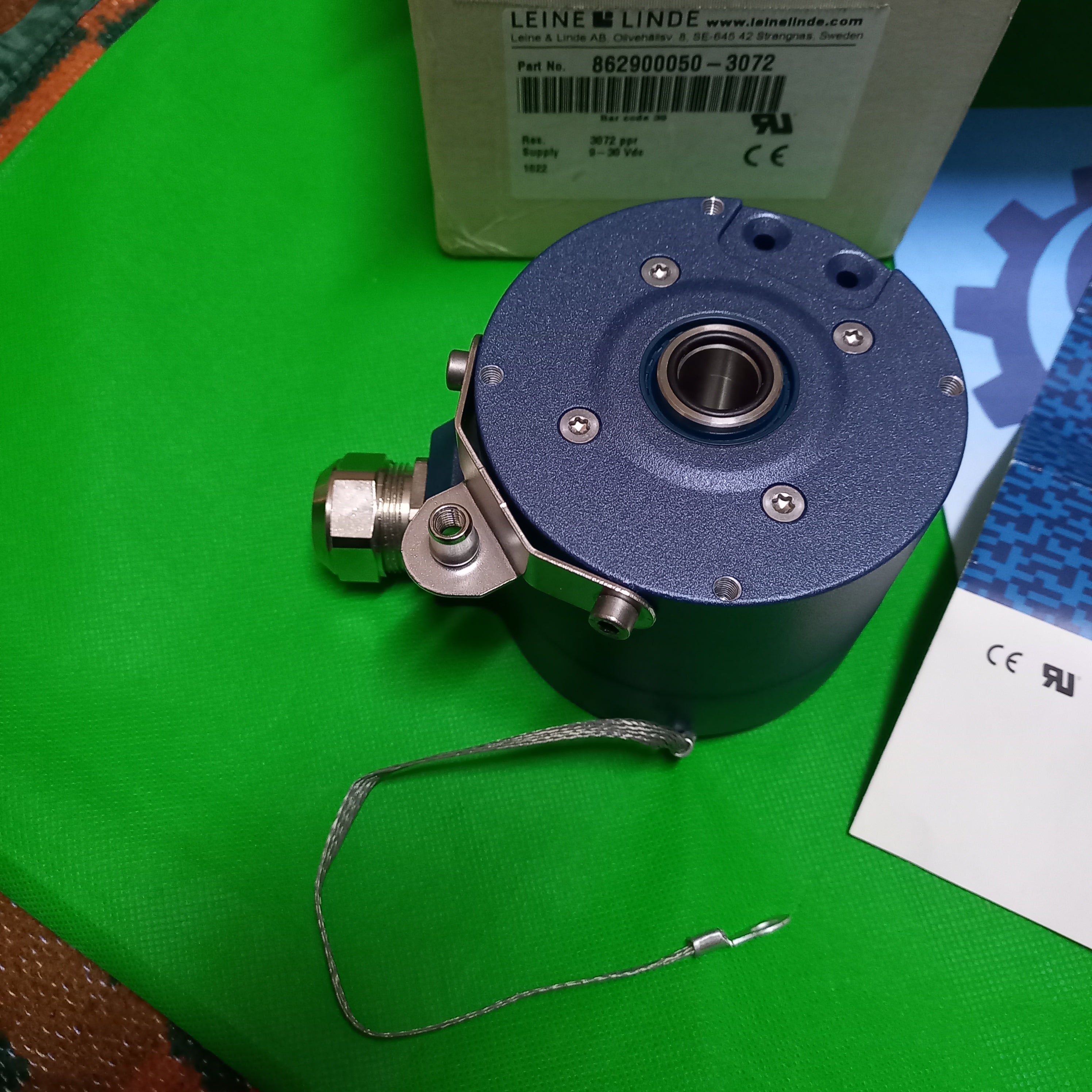 Leine Linde  Encoder| 862 Series | HCHTL interface| 3072 PPR | Hollow Dia 16mm | 8-30 VDC |