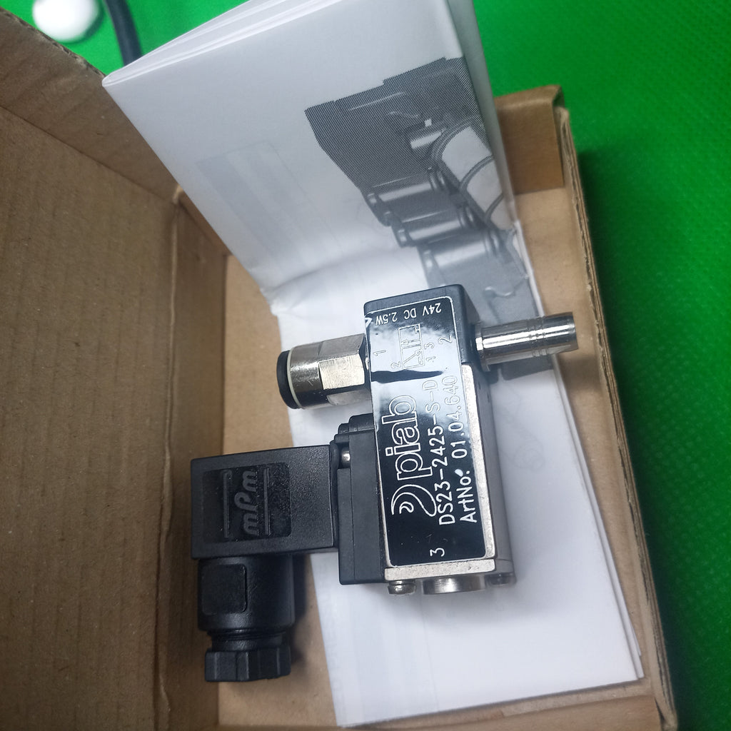 
PIAB DS 23 Solenoid Vacuum Ventil DS 23-2425-S-D Art Nr 01.04.640  
DS23-2425-S-D

Item number: 0104274