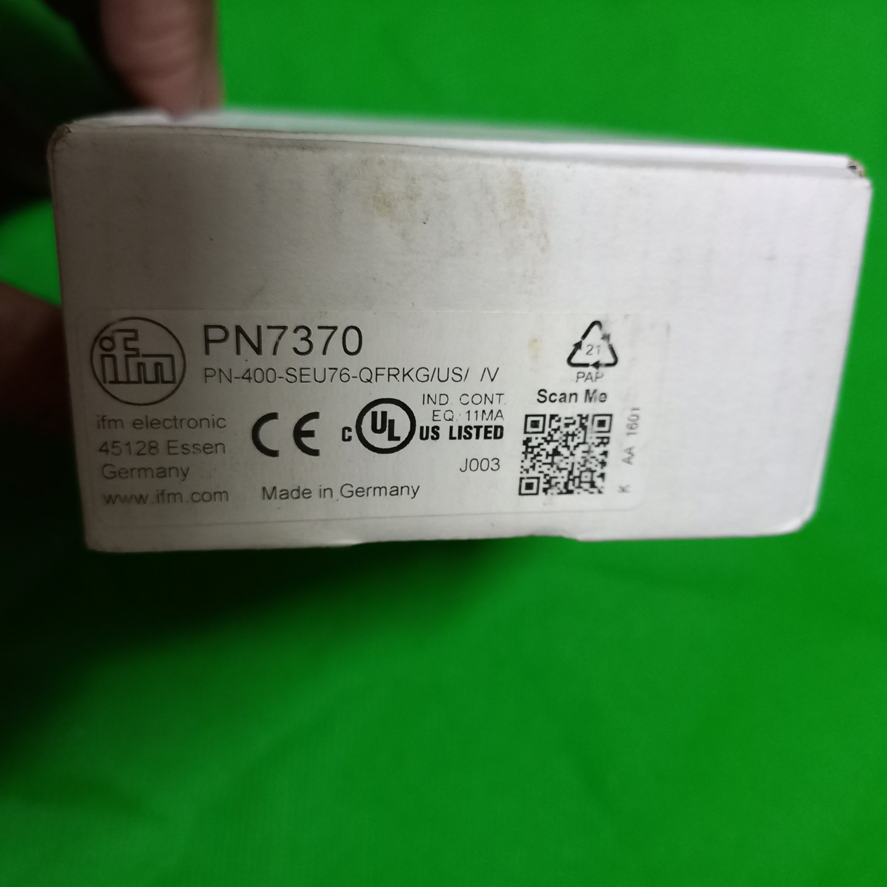 IFM PN 7370 | Ready Stock PN7370 - Pressure sensor with display PN-400-SEU76-QFRKG/US/ /V