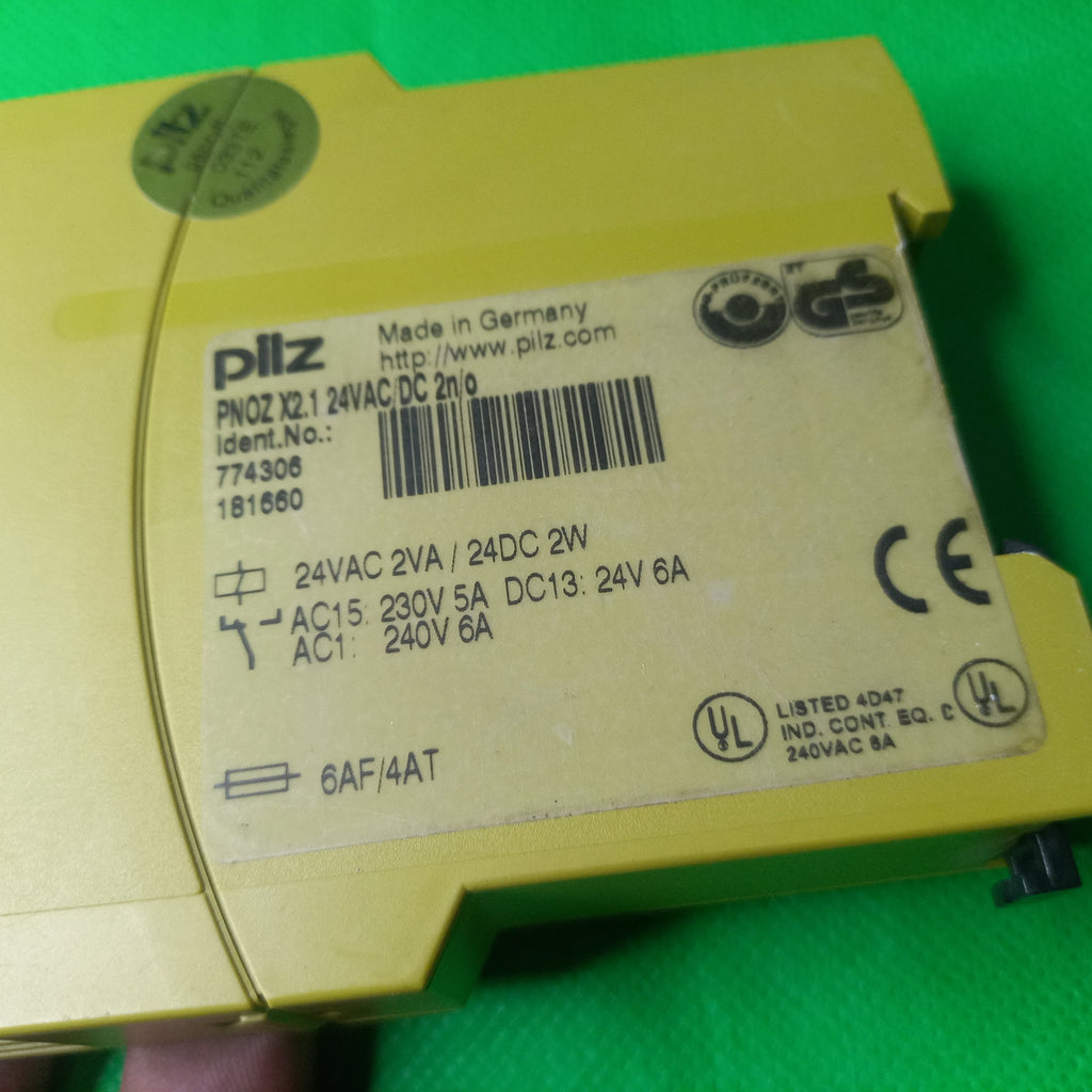 Side sticker main details specification here PNOZ X2.1 24VAC/DC 2n/o
Product ID: 774306 