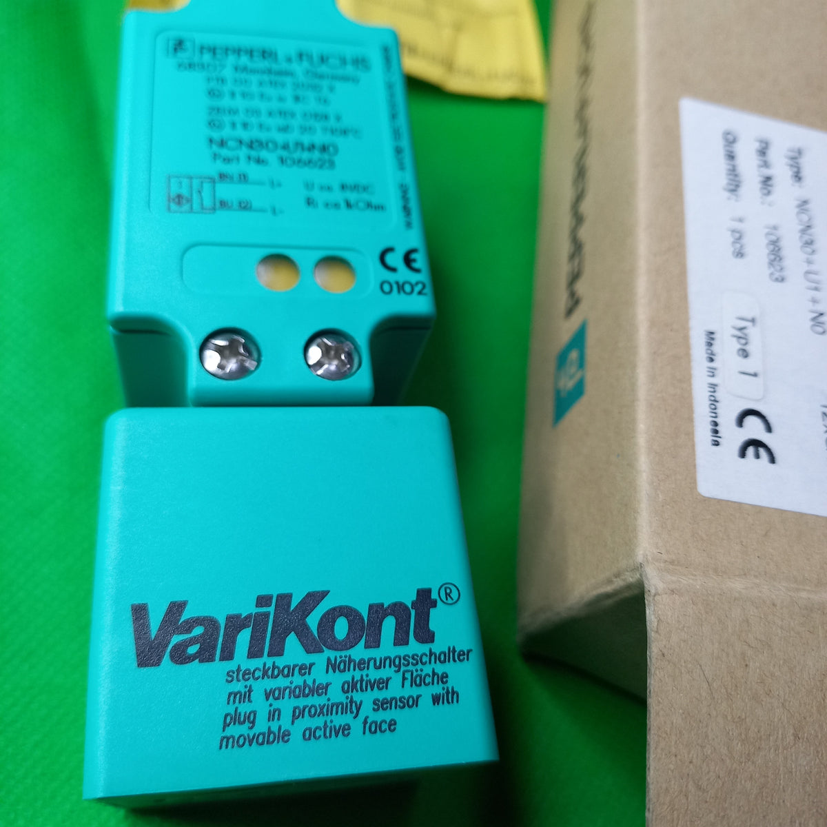Front active face VARIKONT NCN30+U1+N0, 106623, Normally Closed, Output type: NAMUR, Rated operating distance 30mm, Non Flush, 40x40x118