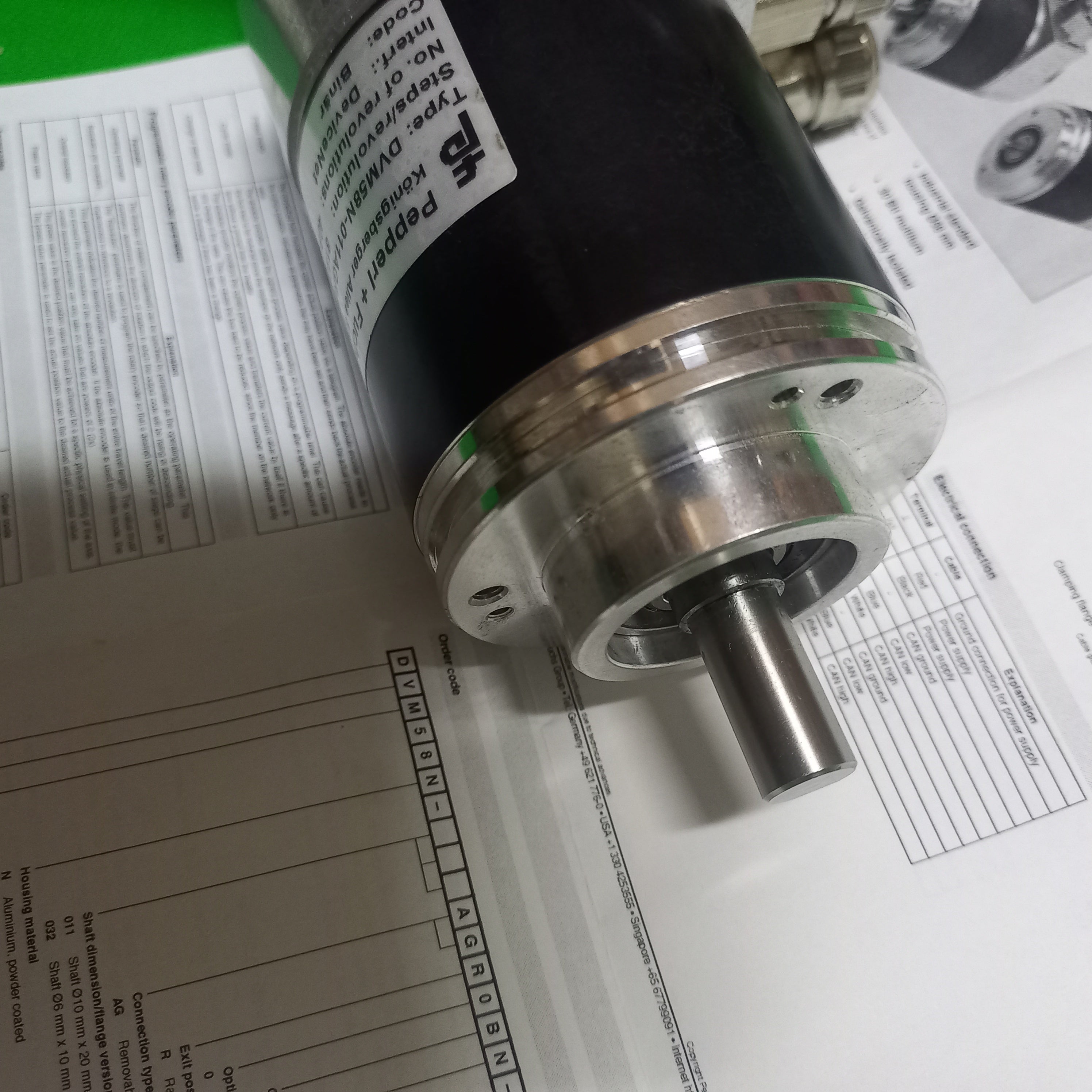Pepperl + Fuchs MultiTurn DeviceNet | Binary  8192x4096 | DVM58N-011AGR0BN-1213