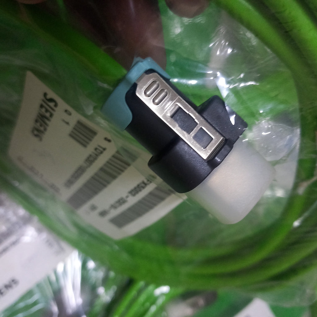 
Type of connection cable engine side RJ45 DRIVE-CLiQ on 6FX 5002-2DC10-1AG0 Siemens Signal 6meter