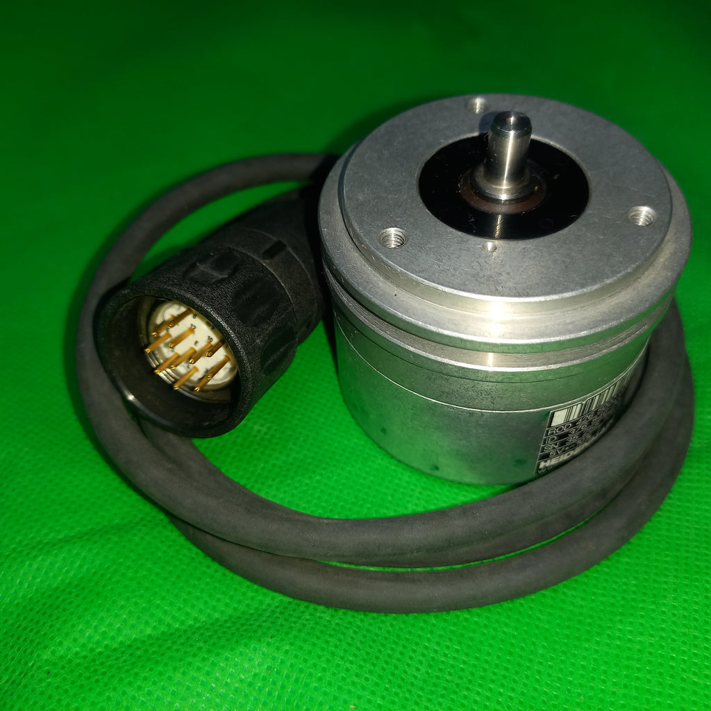connector pins / count shape visible in this picture   TTL Encoder ROD 426 5000 02S12-03 with Cable
