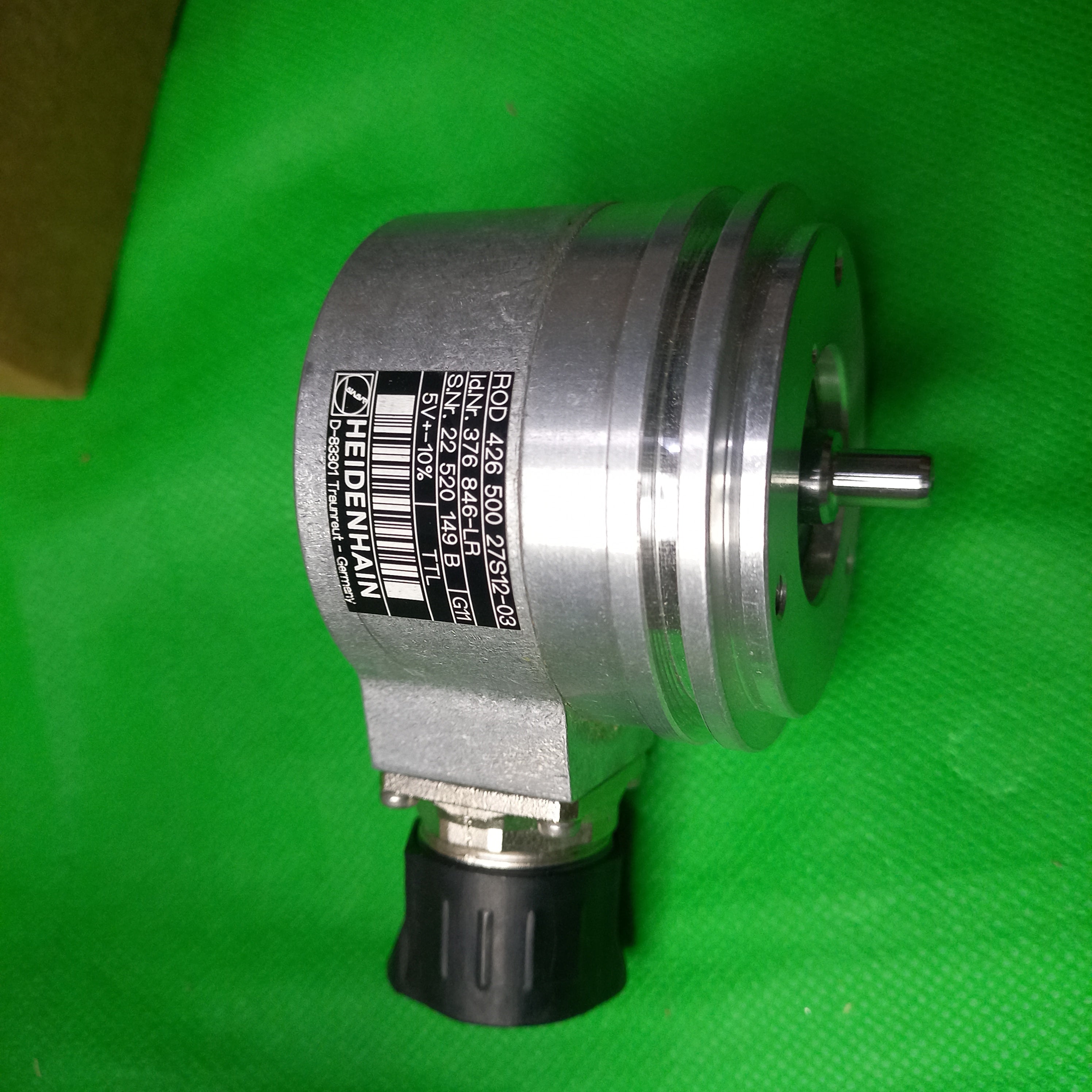 RADIAL CONNECTOR FIXING OF Heidenhain ROD 42650027S12-03 ID.Nr. 376 846-LR, TTL 5VDC 500 PULSE, 6MM SHAFT