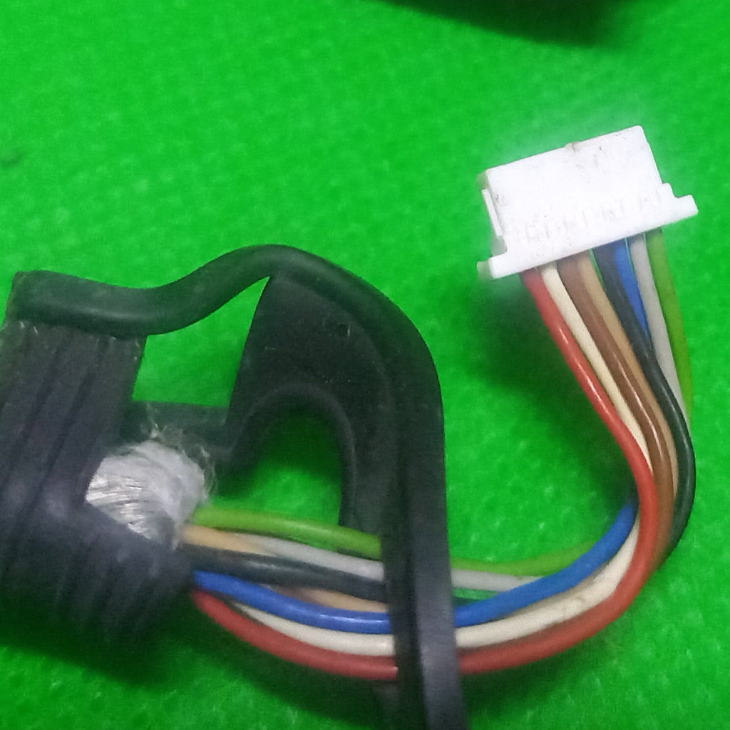 Cable for connecting SEK SEL encoder Whilte connector thin 8 PIn 
Type Part no.
DOL-0J08-G0M5AA3 2046873
