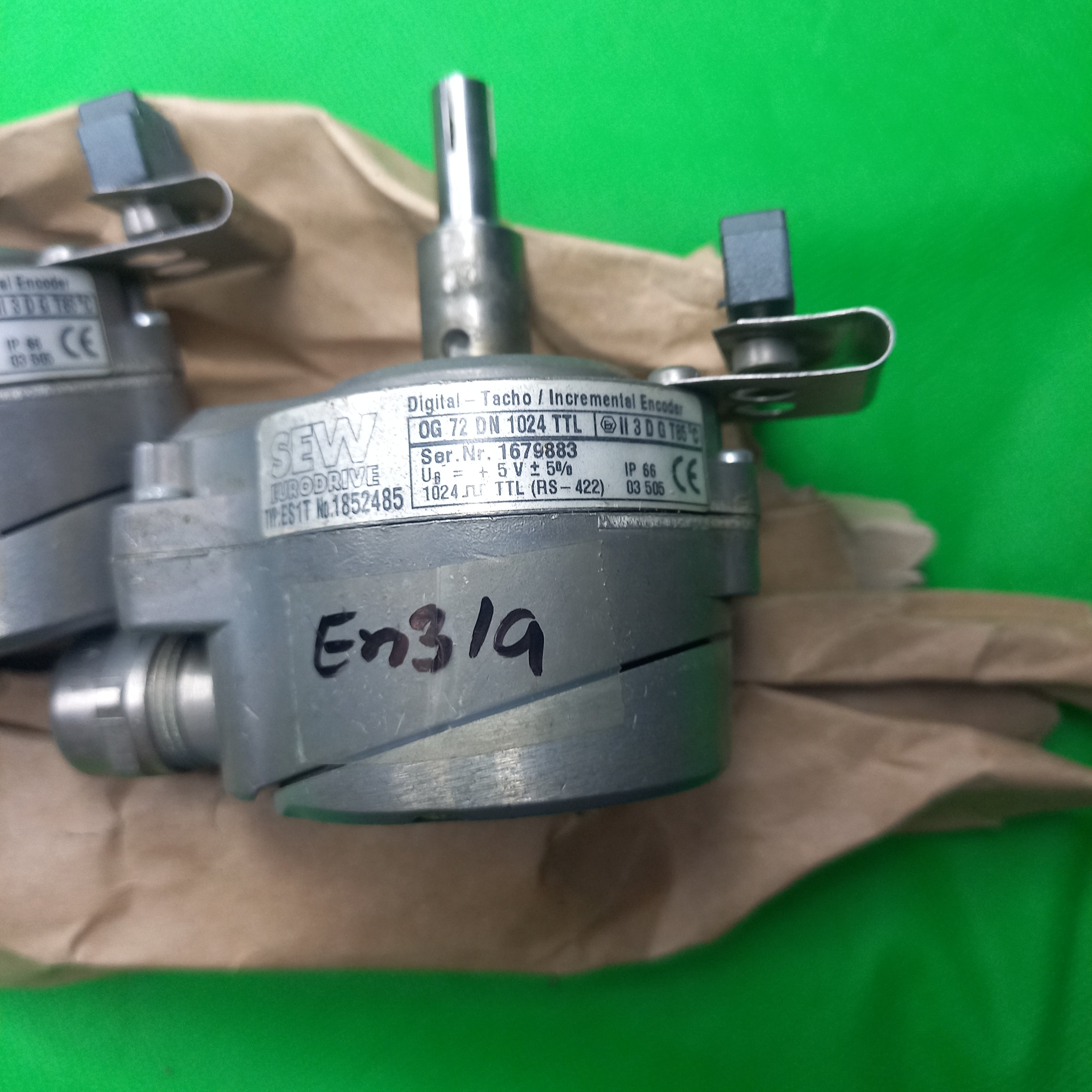 SEW ES1T 185 2 485 | incremental Encoder OG 72 DN1024TTLRS422 IP66
